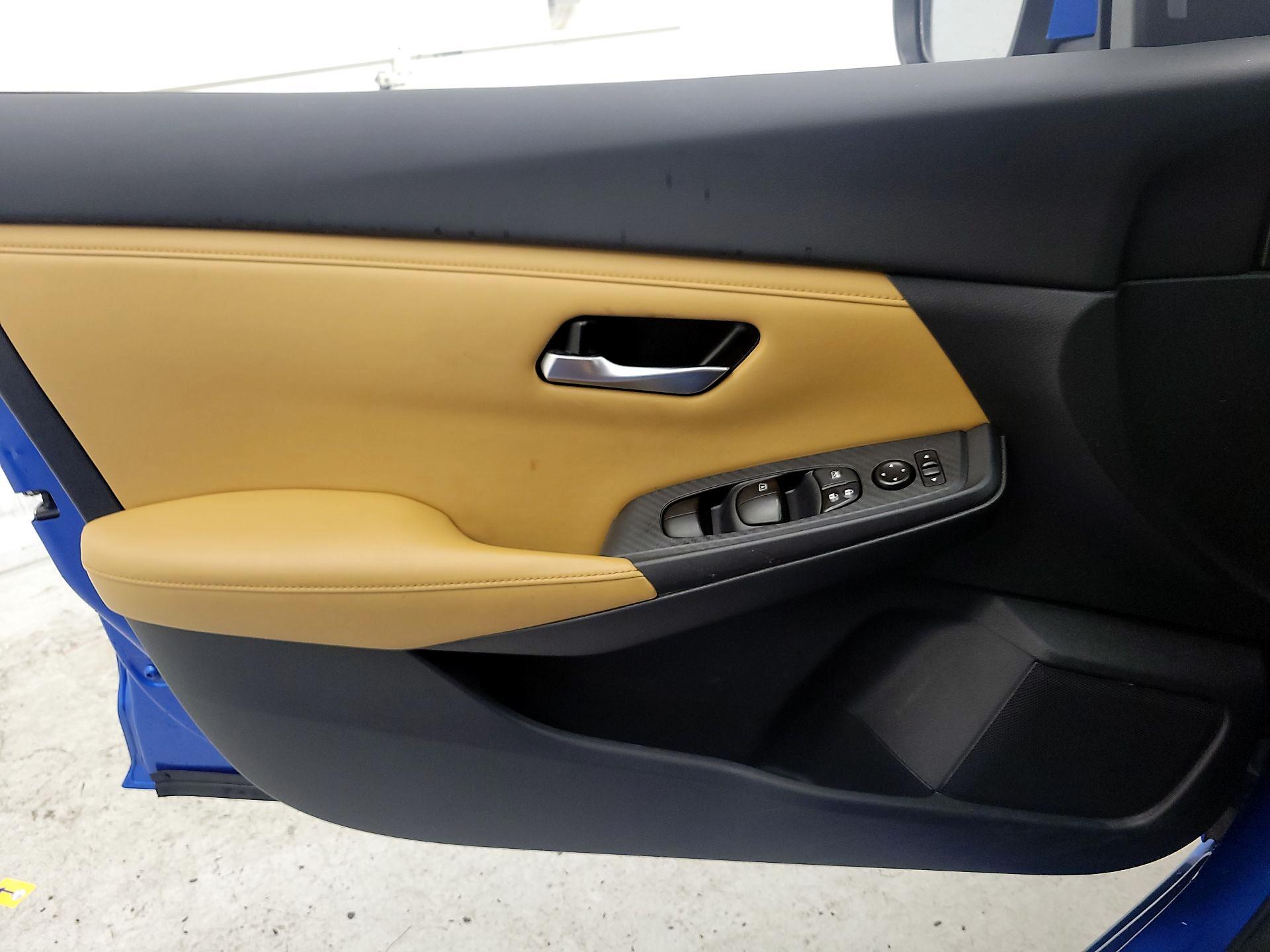 Thumbnail: 2022 Nissan Sentra - 12