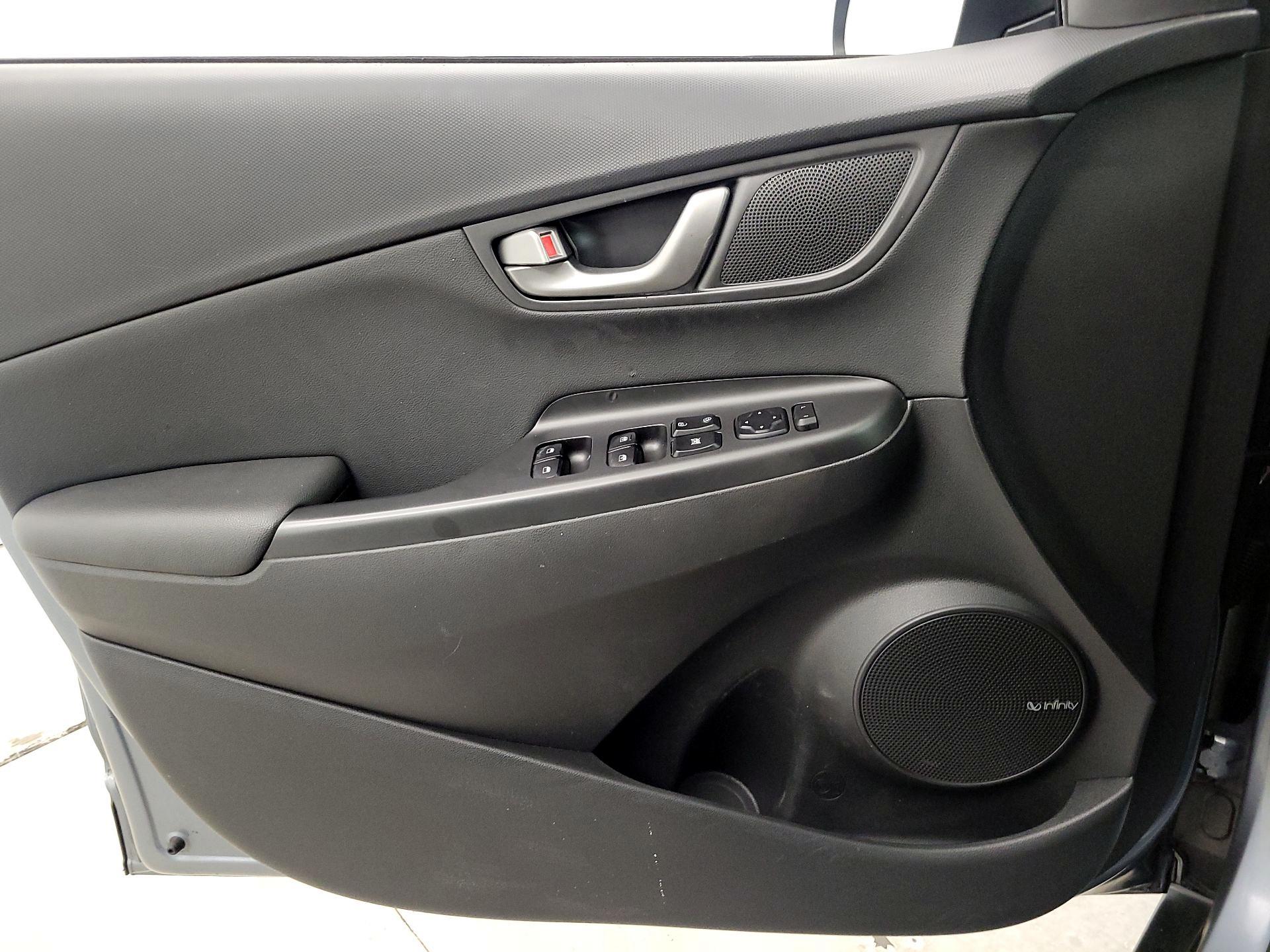 Thumbnail: 2021 Hyundai Kona - 12