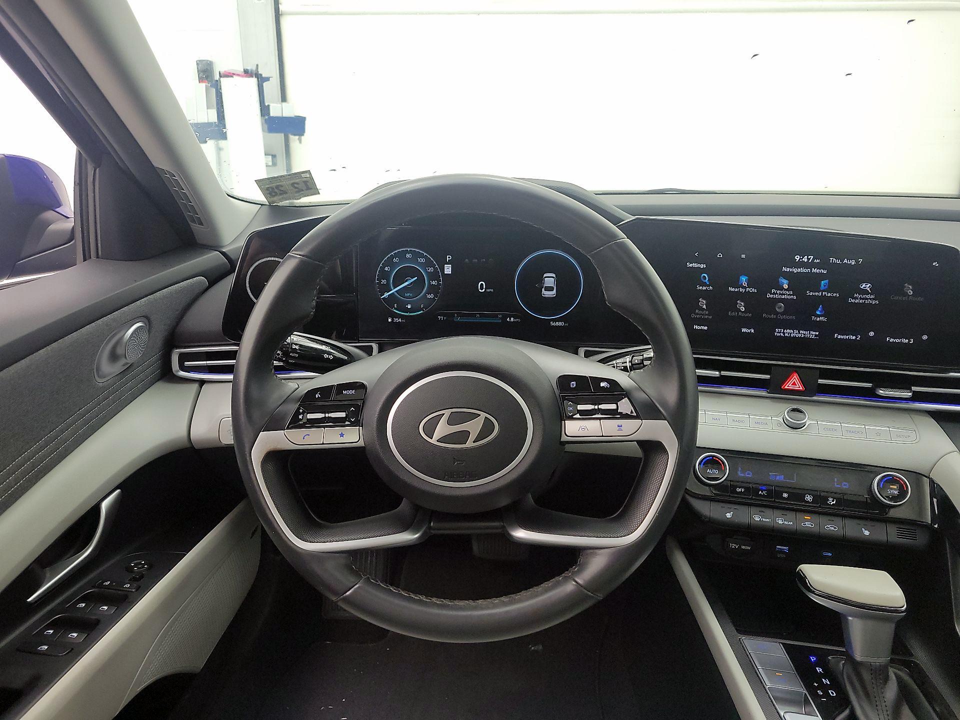 Thumbnail: 2024 Hyundai Elantra - 10