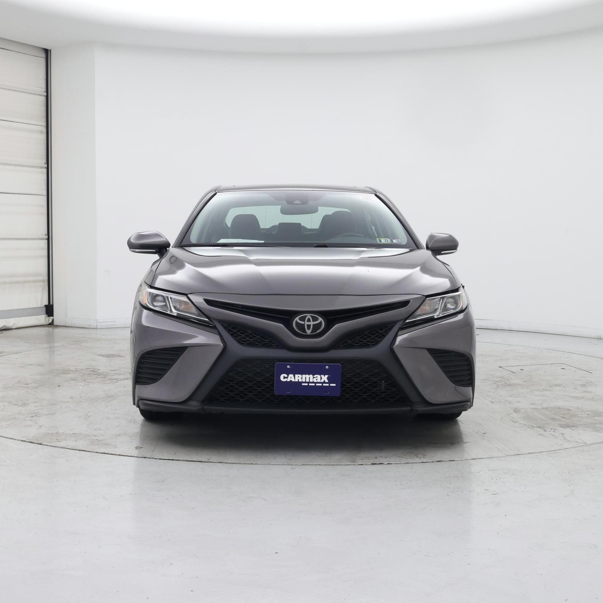 Thumbnail: 2019 Toyota Camry - 5