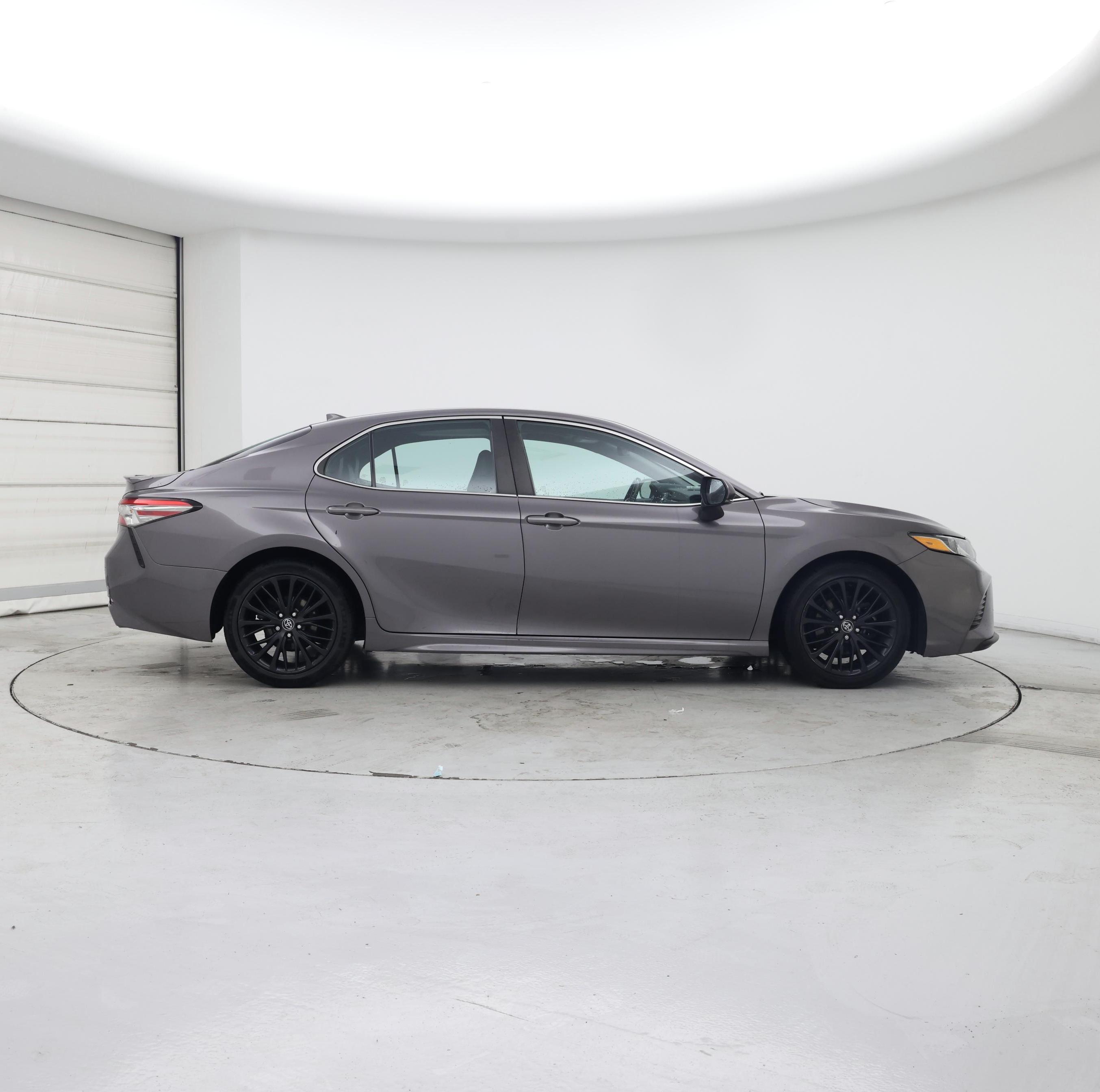 Thumbnail: 2019 Toyota Camry - 7