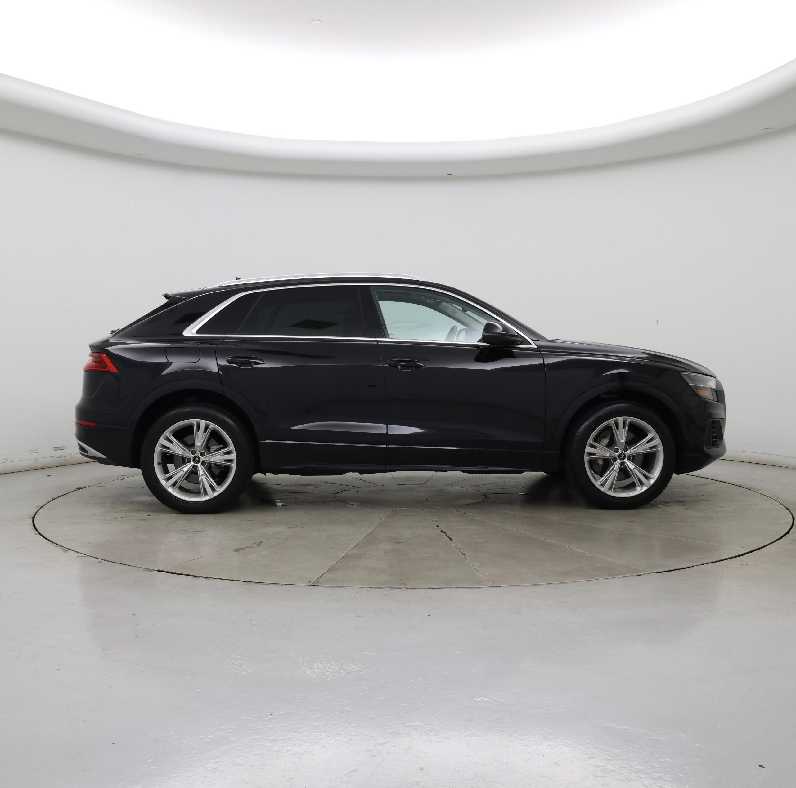 Thumbnail: 2021 Audi Q8 - 7