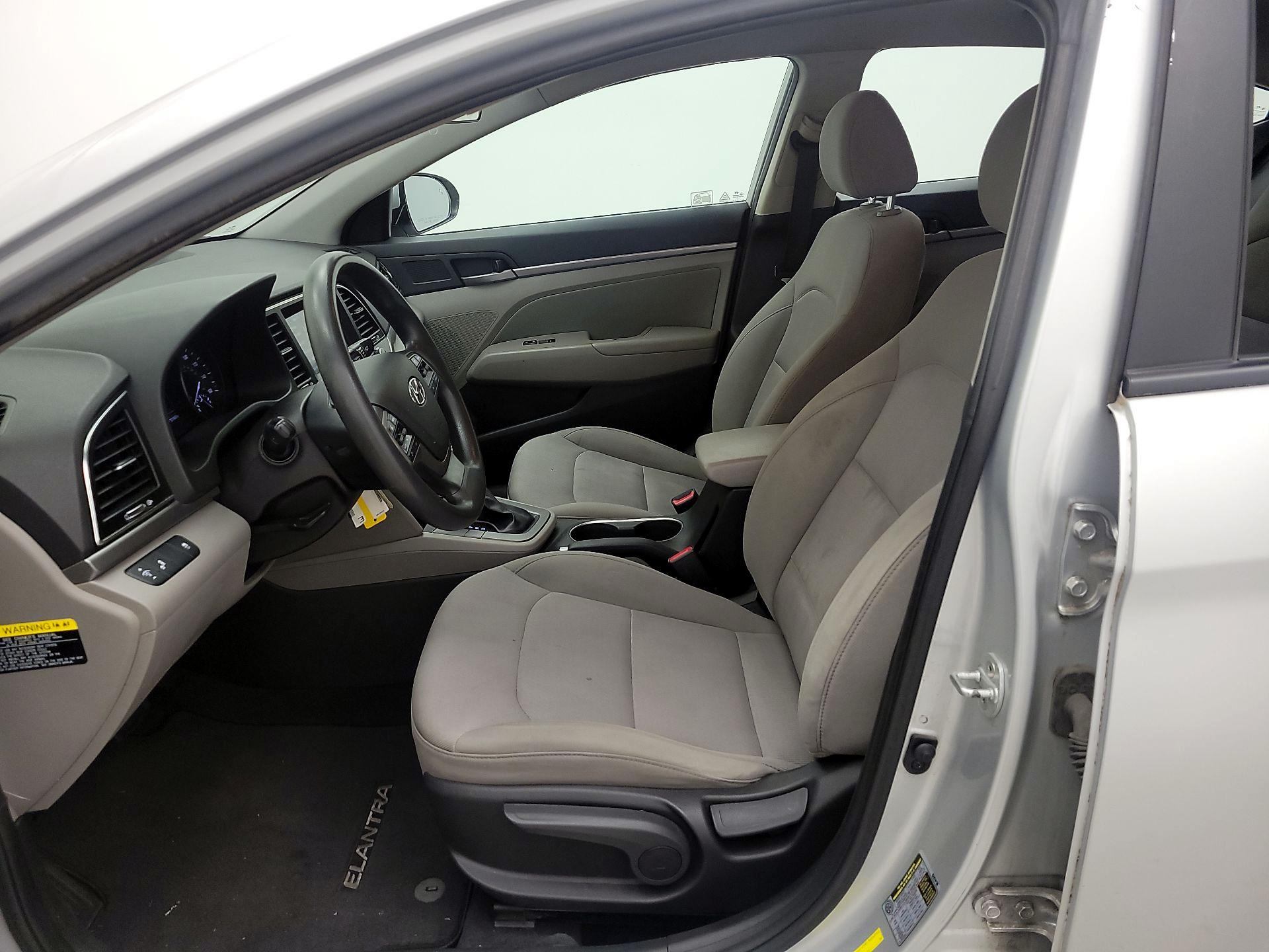 Thumbnail: 2018 Hyundai Elantra - 11