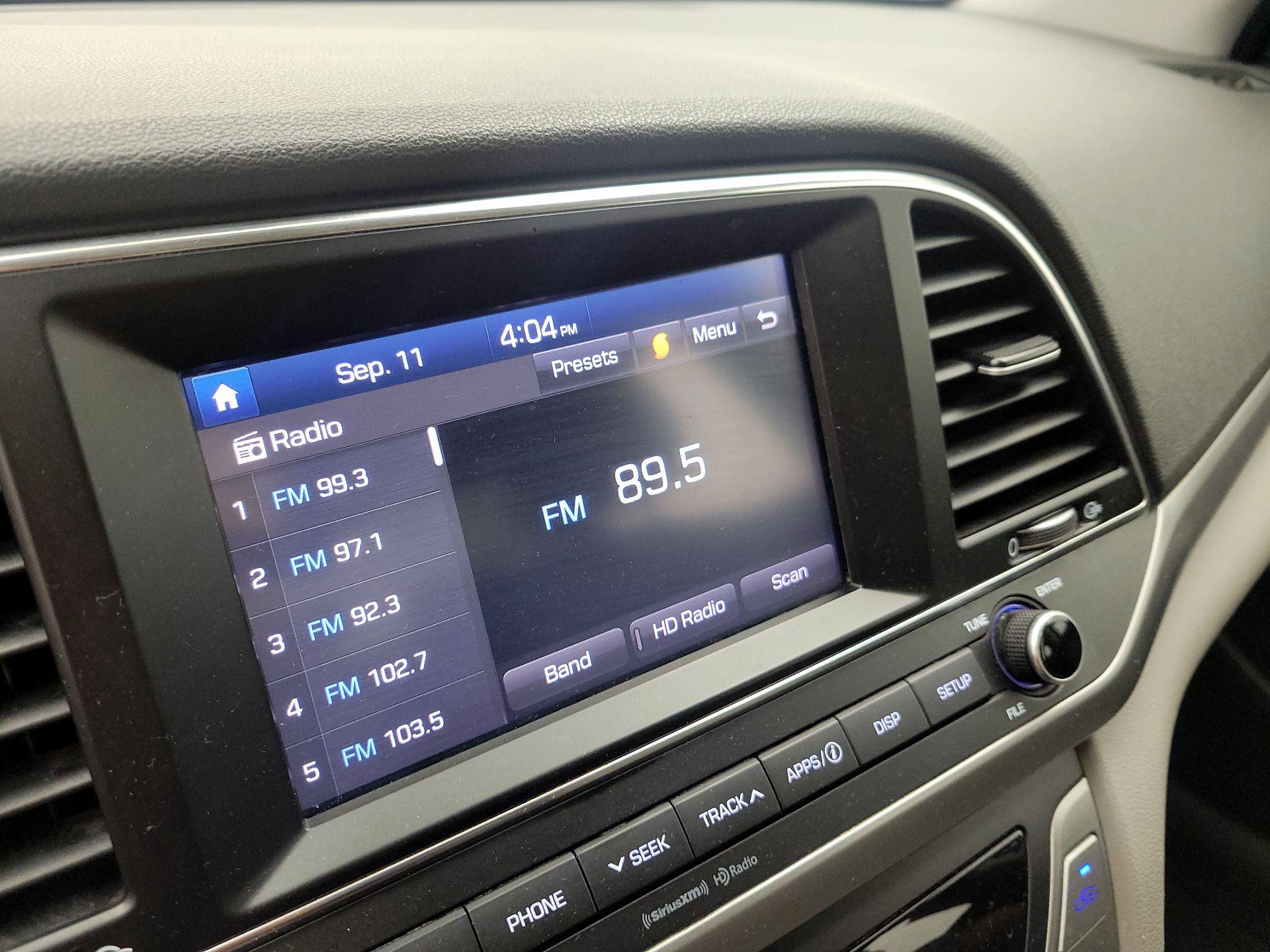 Thumbnail: 2018 Hyundai Elantra - 15