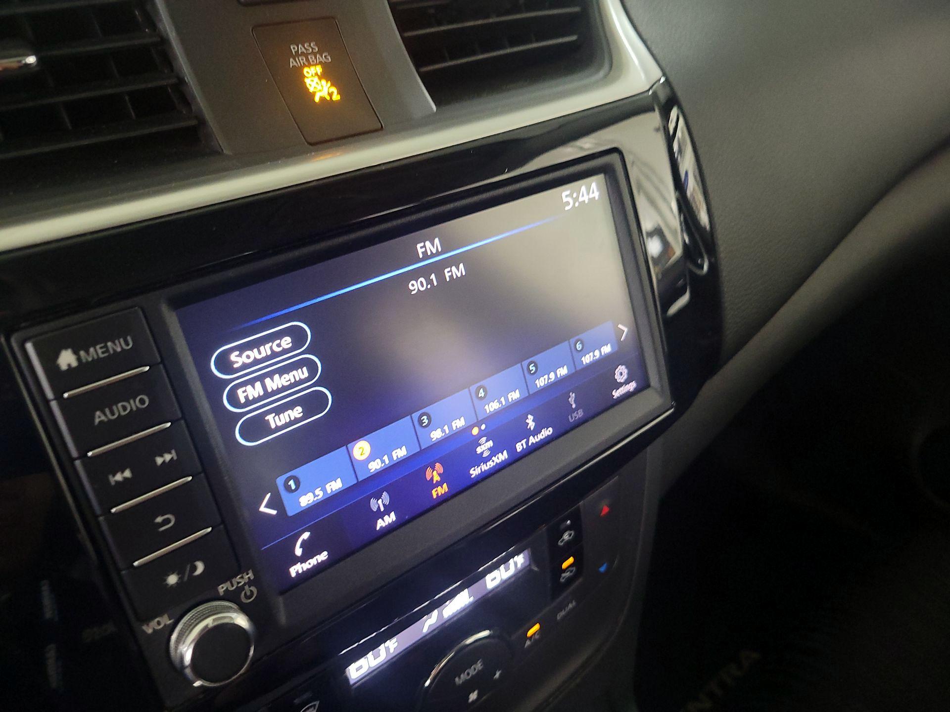 Thumbnail: 2019 Nissan Sentra - 14