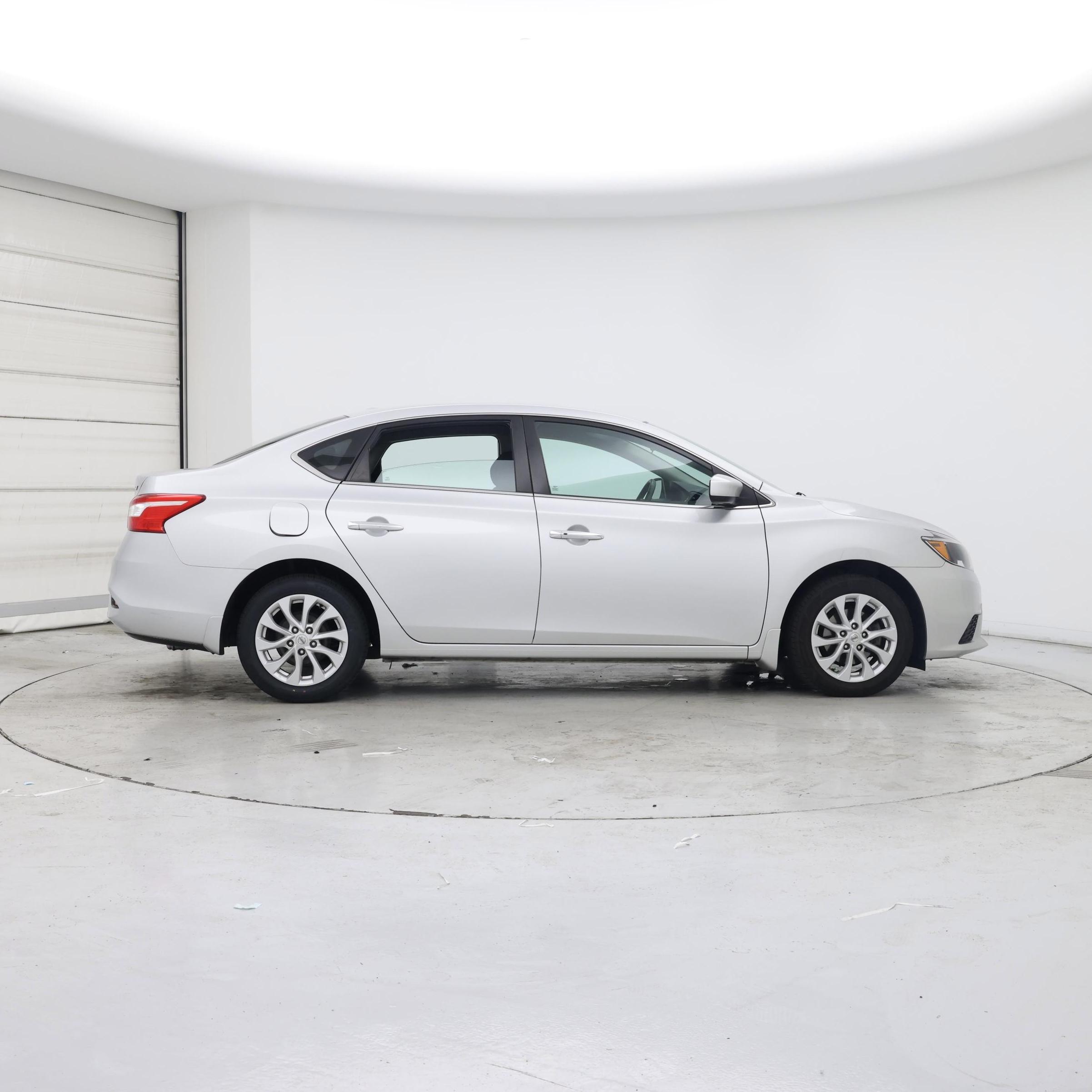 Thumbnail: 2019 Nissan Sentra - 7