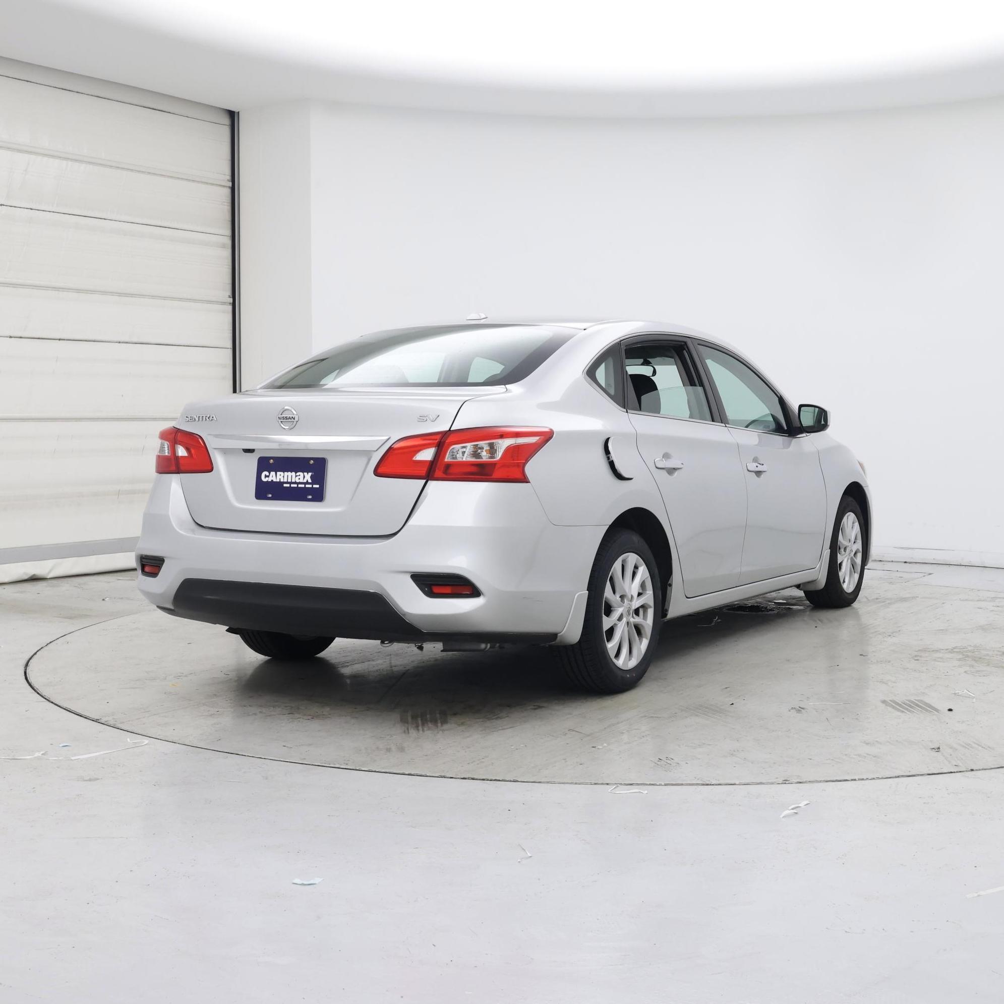 Thumbnail: 2019 Nissan Sentra - 8
