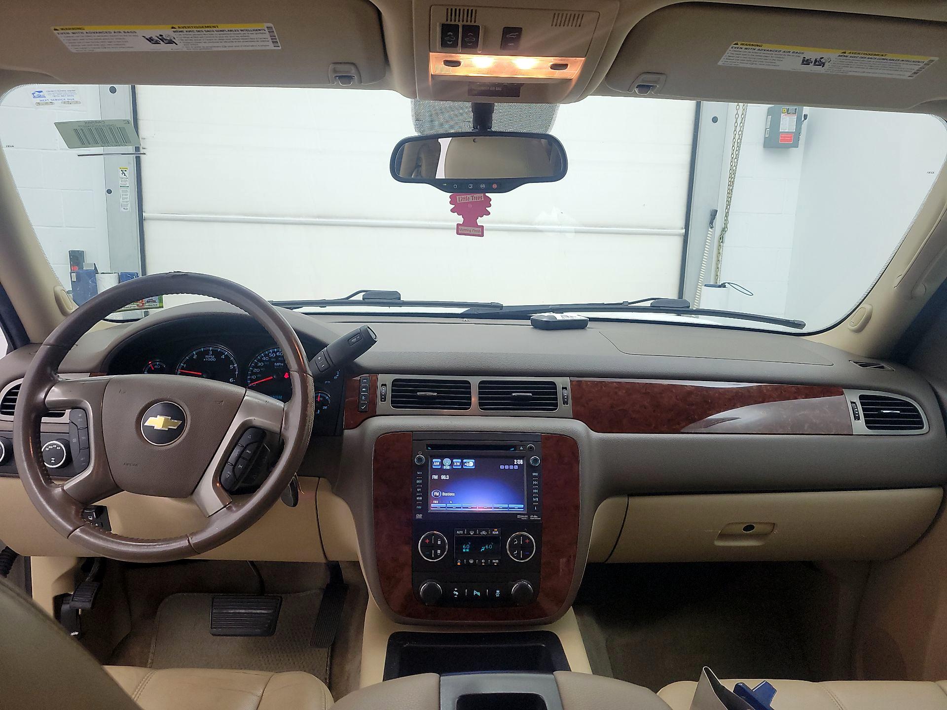Thumbnail: 2014 Chevrolet Tahoe - 9