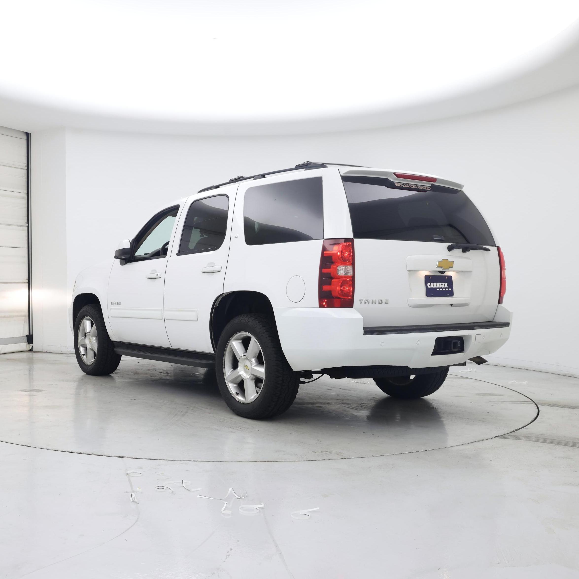 Thumbnail: 2014 Chevrolet Tahoe - 2