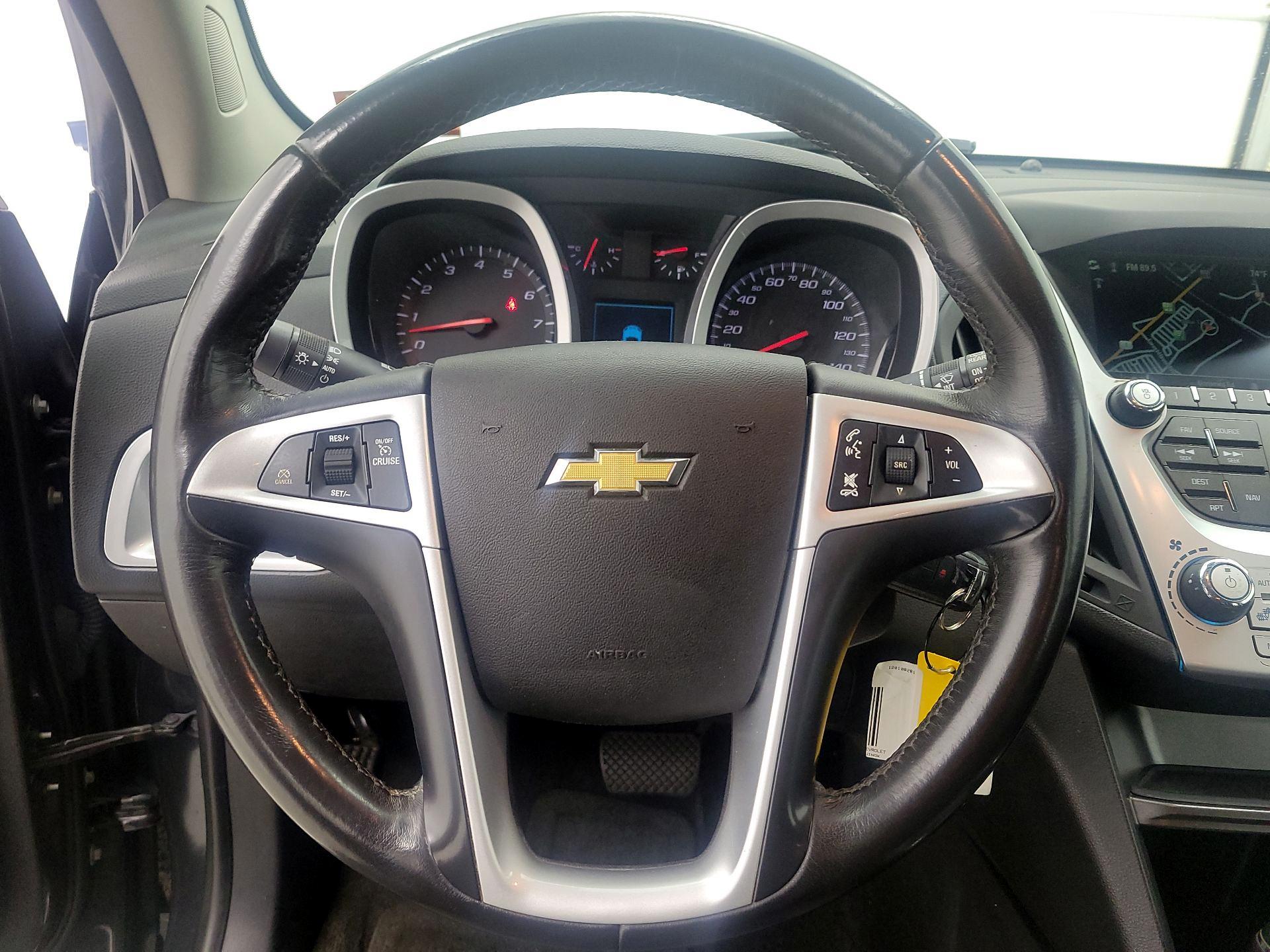 Thumbnail: 2017 Chevrolet Equinox - 10