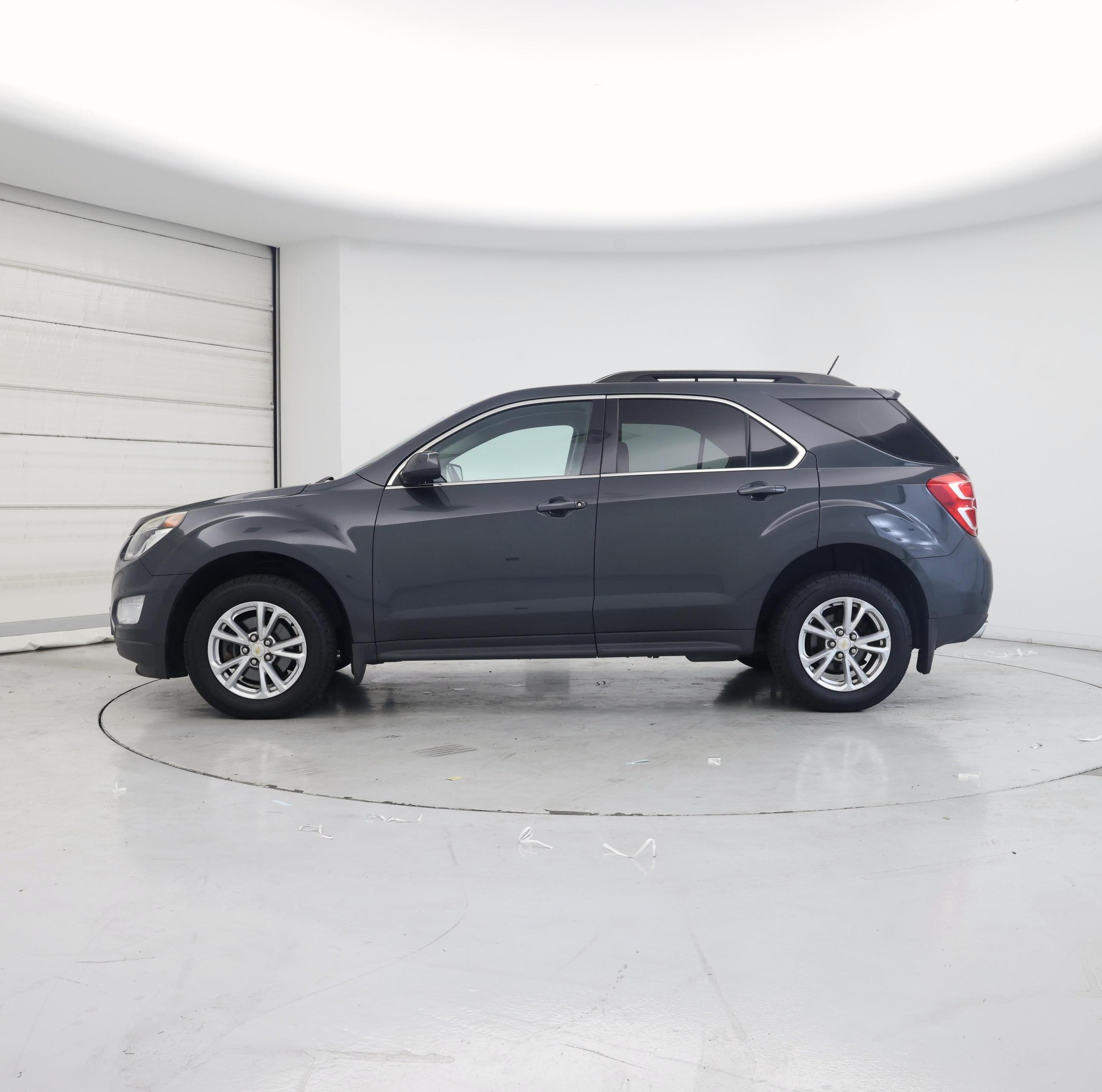 Thumbnail: 2017 Chevrolet Equinox - 3