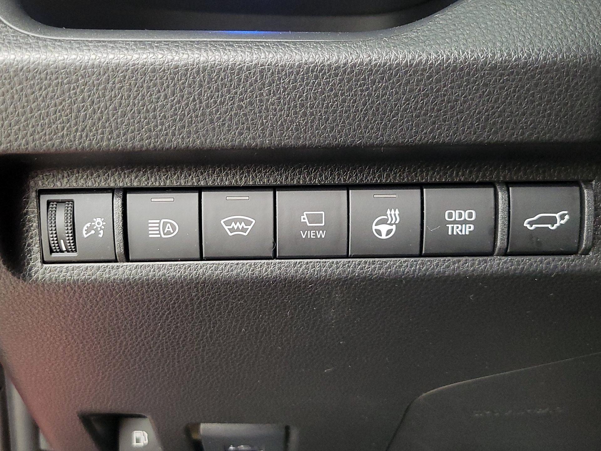 Thumbnail: 2024 Toyota RAV4 - 13