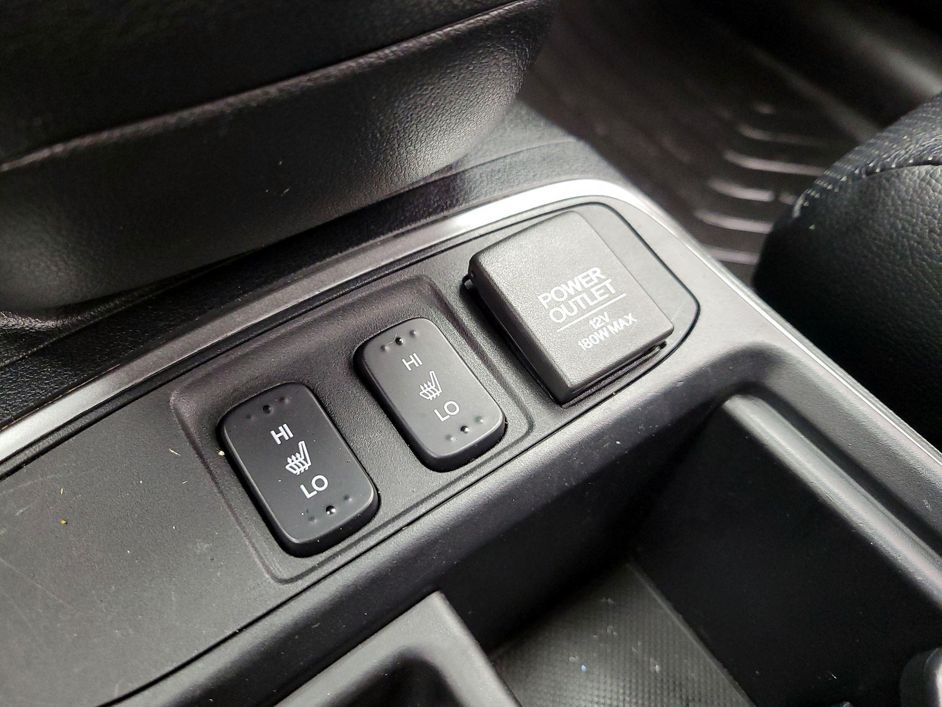 Thumbnail: 2016 Honda CR-V - 19