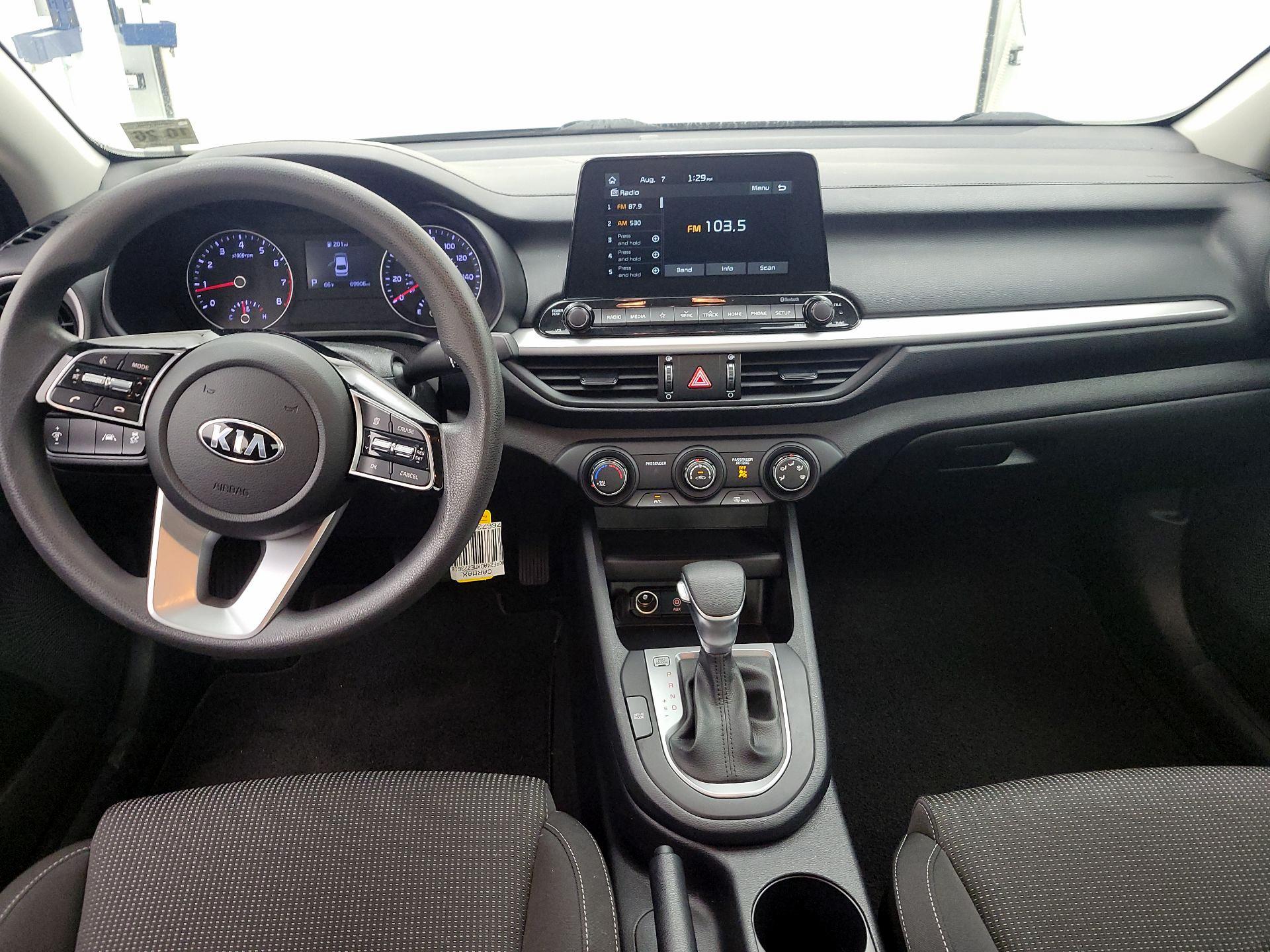 Thumbnail: 2021 Kia Forte - 9
