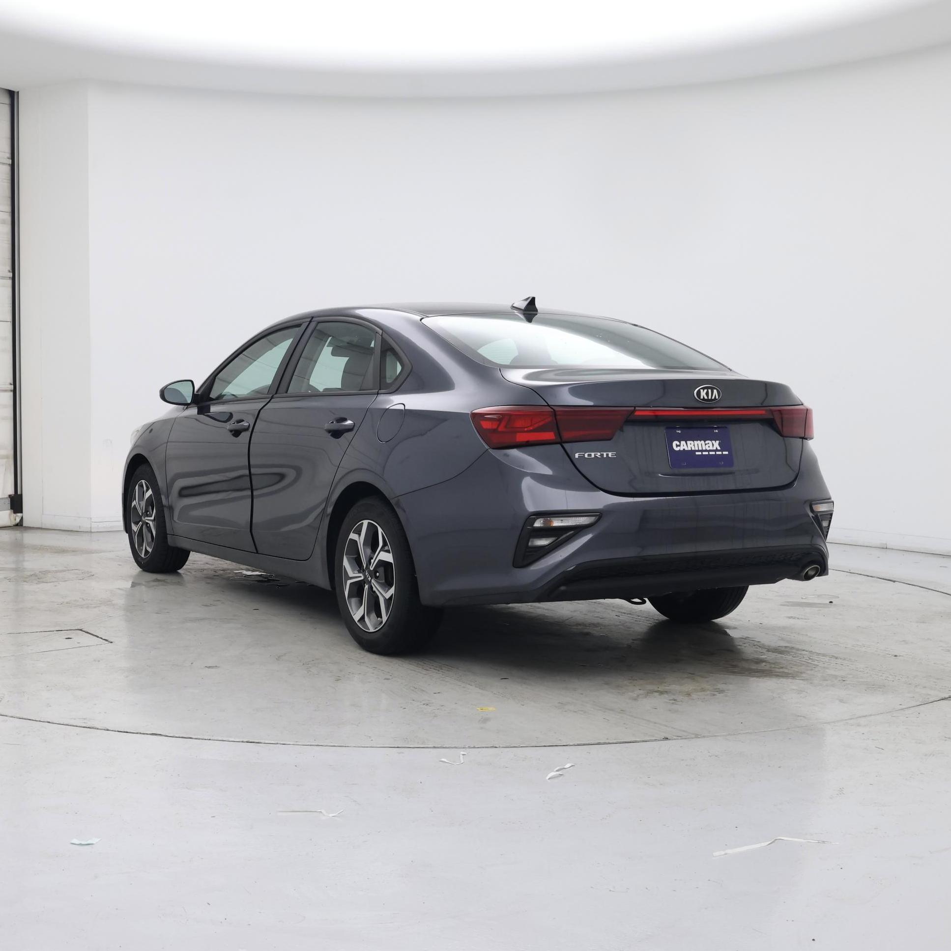 Thumbnail: 2021 Kia Forte - 2