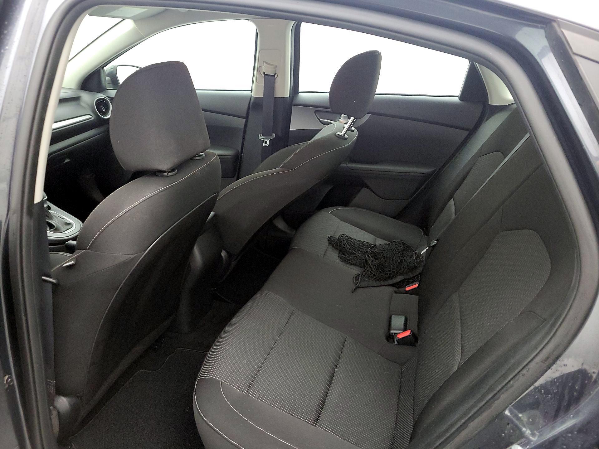 Thumbnail: 2021 Kia Forte - 19