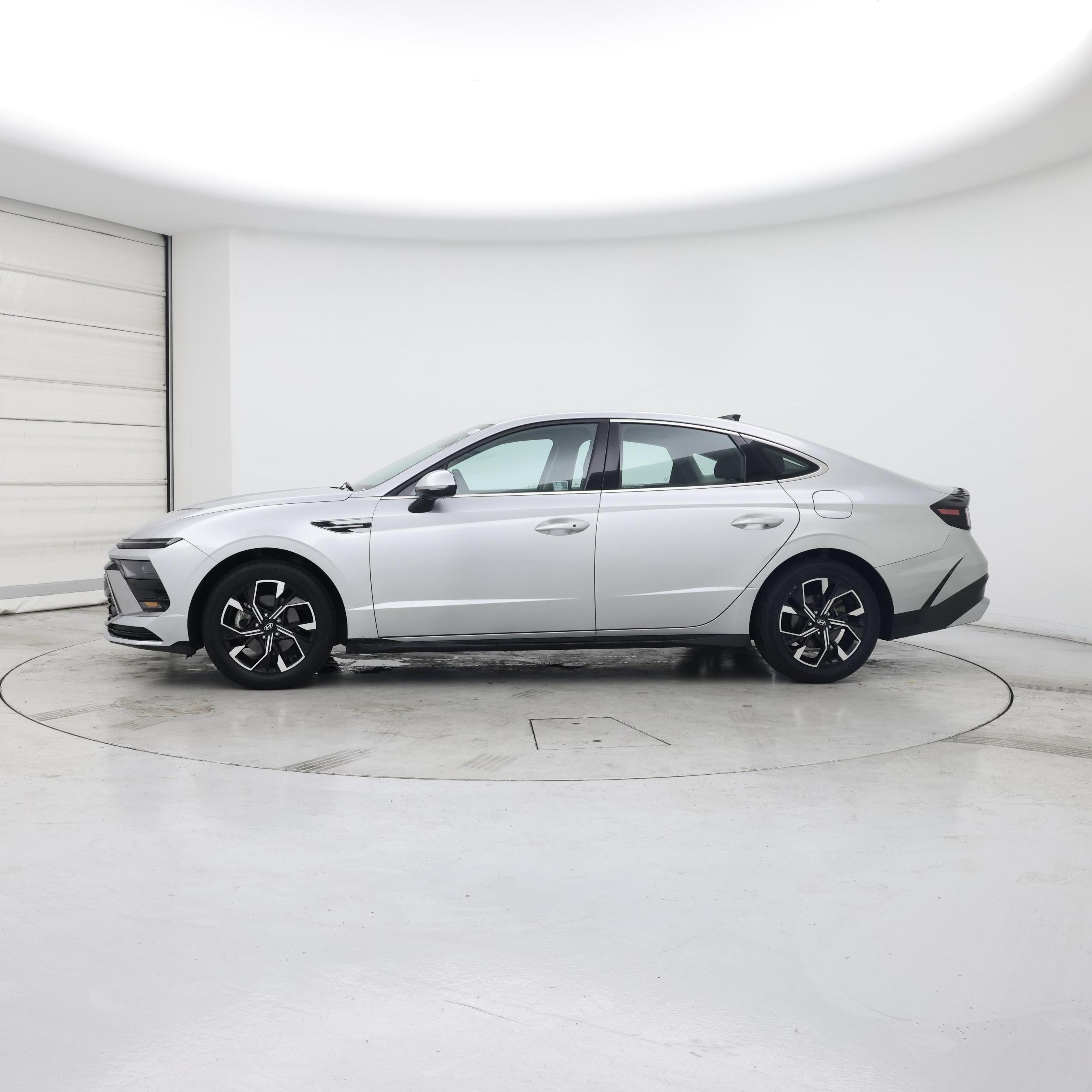 Thumbnail: 2025 Hyundai Sonata - 3
