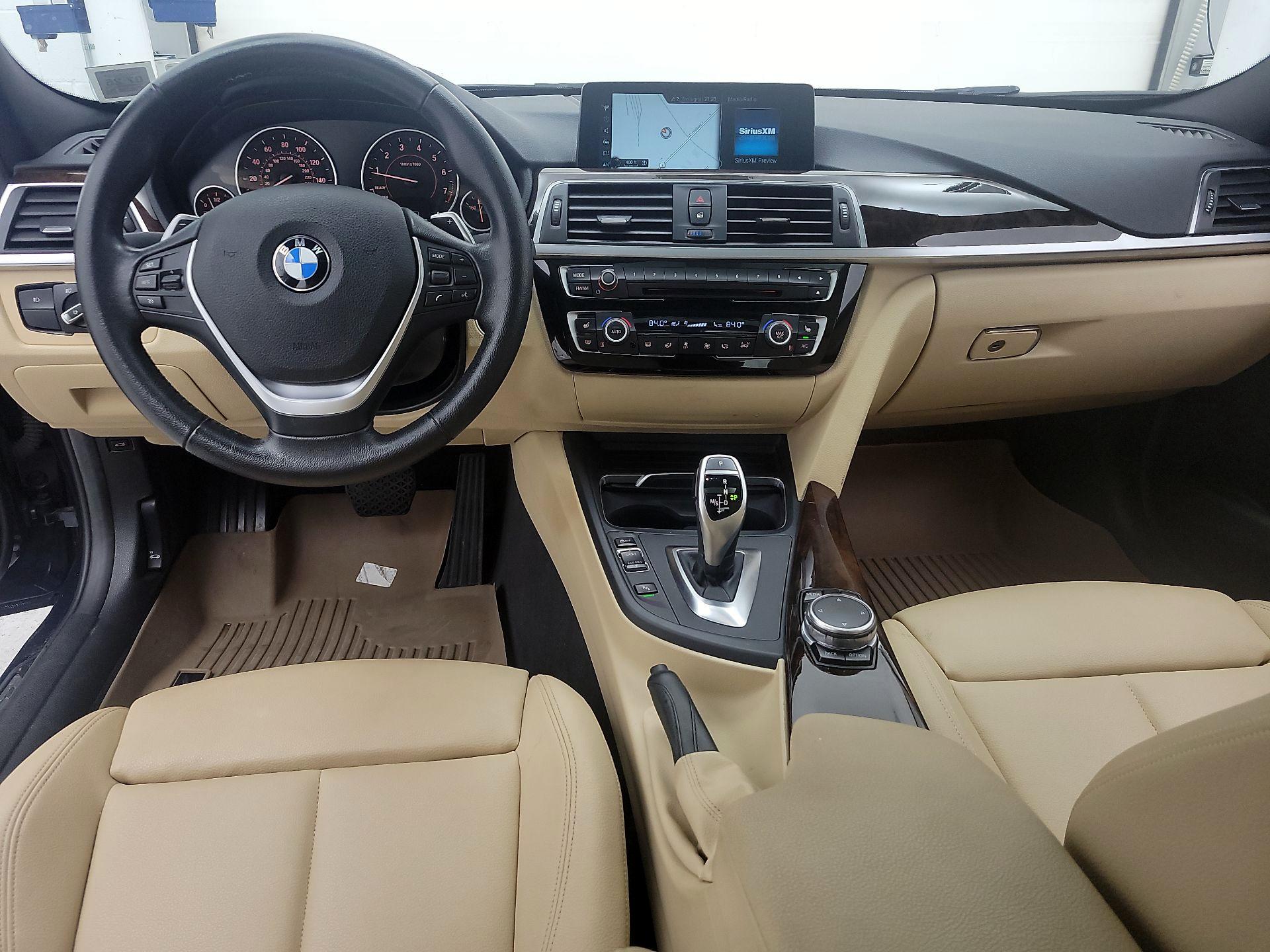 Thumbnail: 2017 BMW 3 Series - 9
