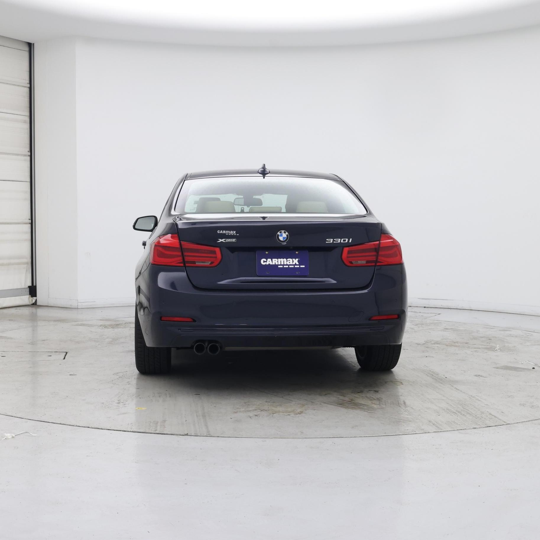 Thumbnail: 2017 BMW 3 Series - 6