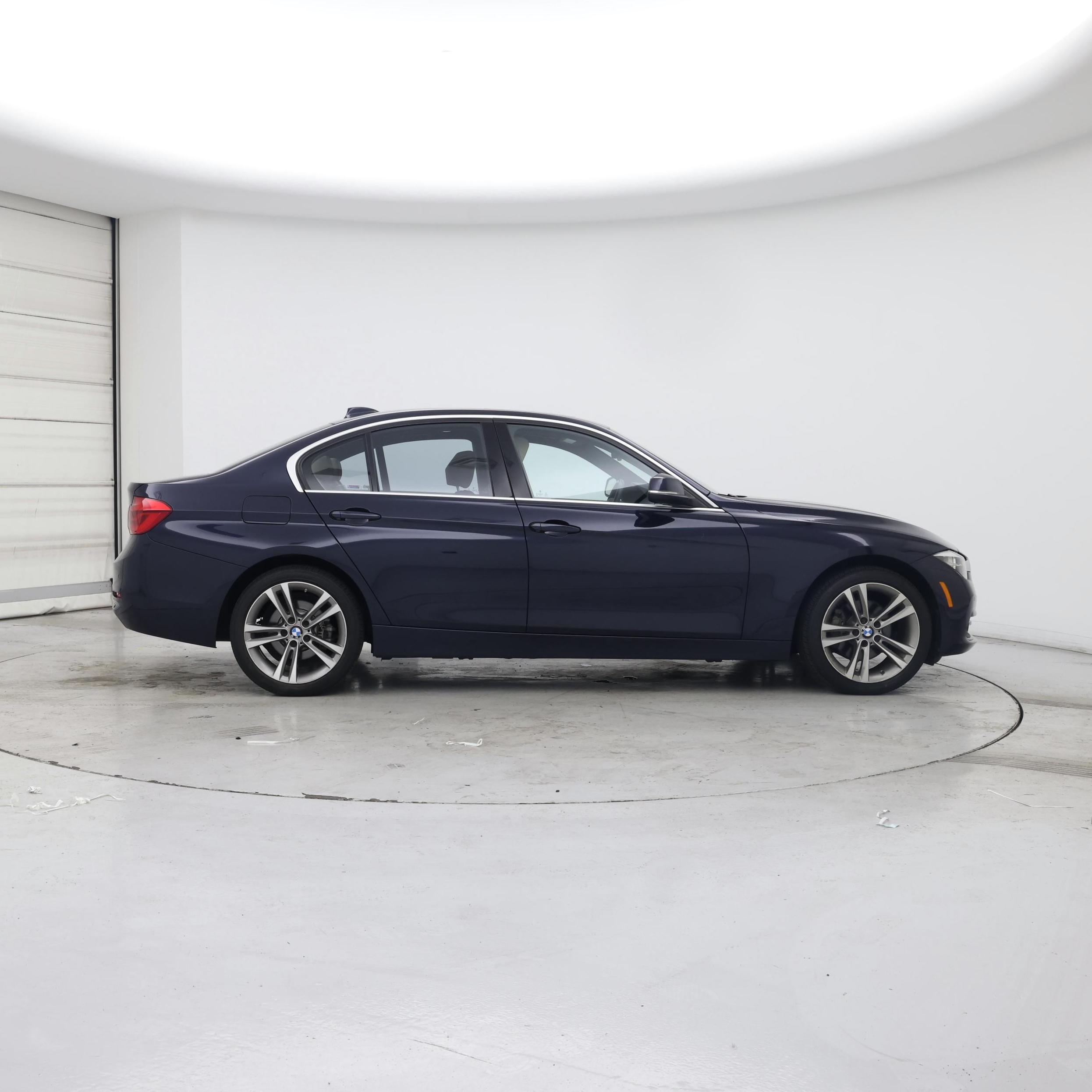 Thumbnail: 2017 BMW 3 Series - 7