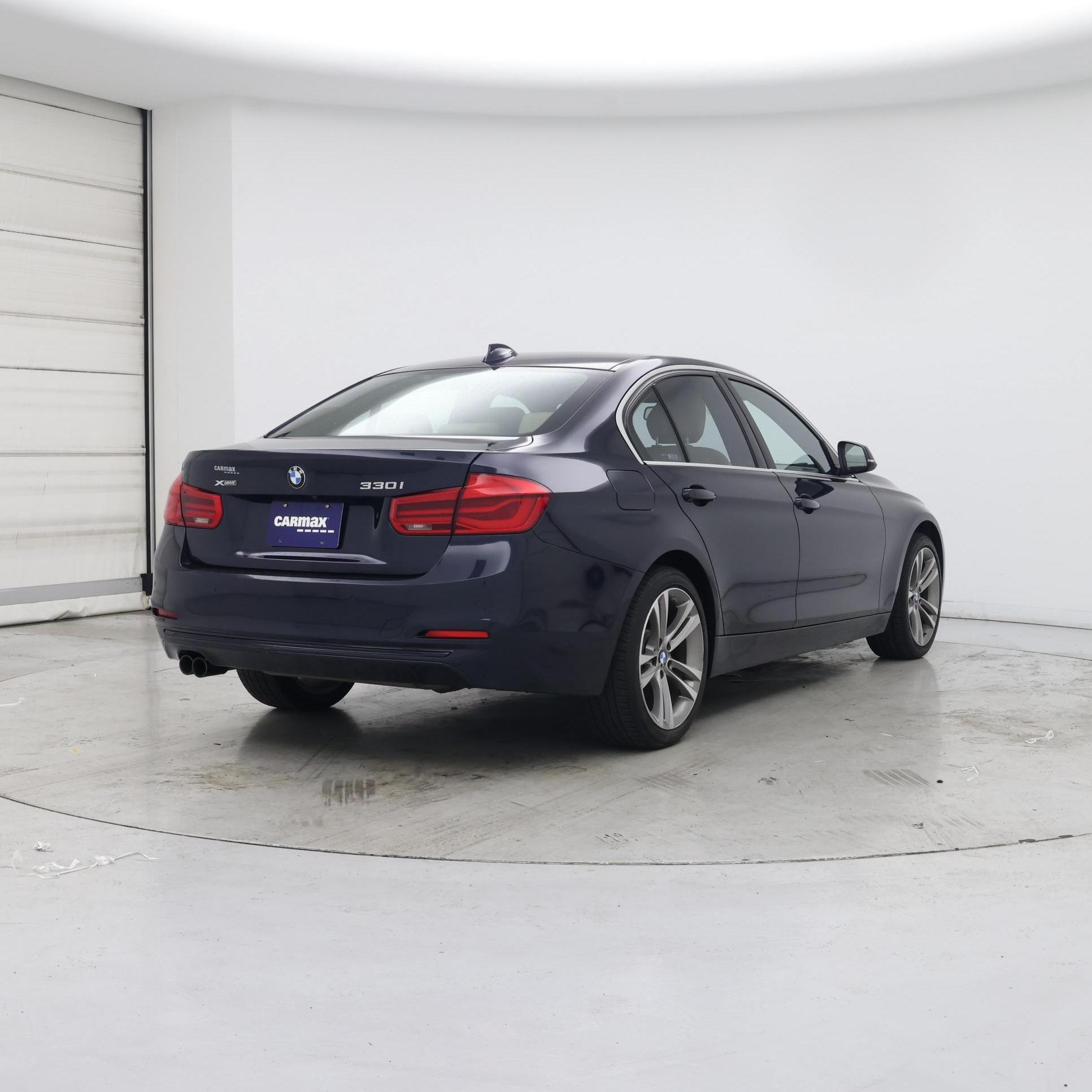 Thumbnail: 2017 BMW 3 Series - 8