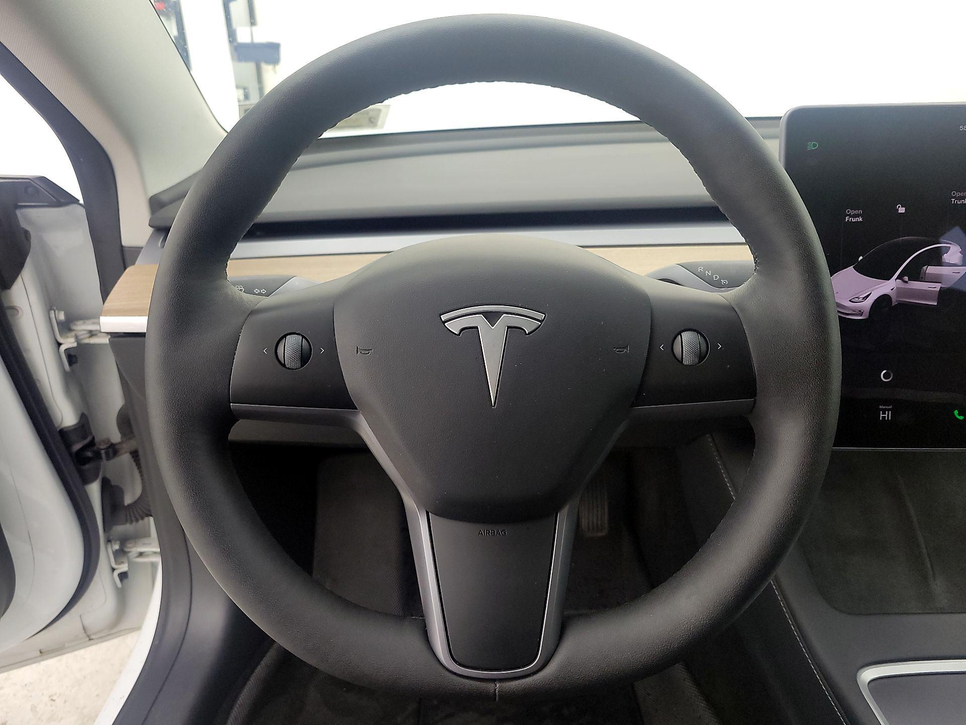 Thumbnail: 2022 Tesla Model 3 - 10
