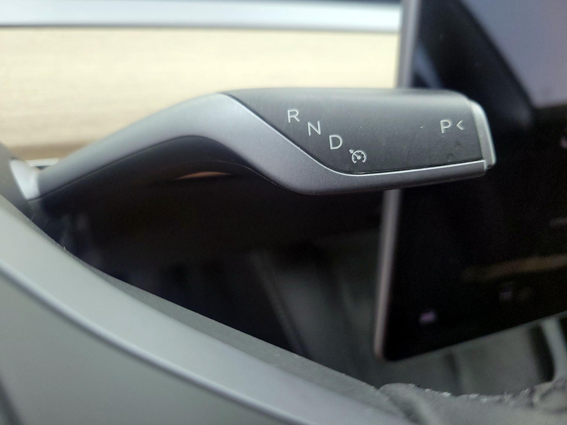 Thumbnail: 2022 Tesla Model 3 - 17