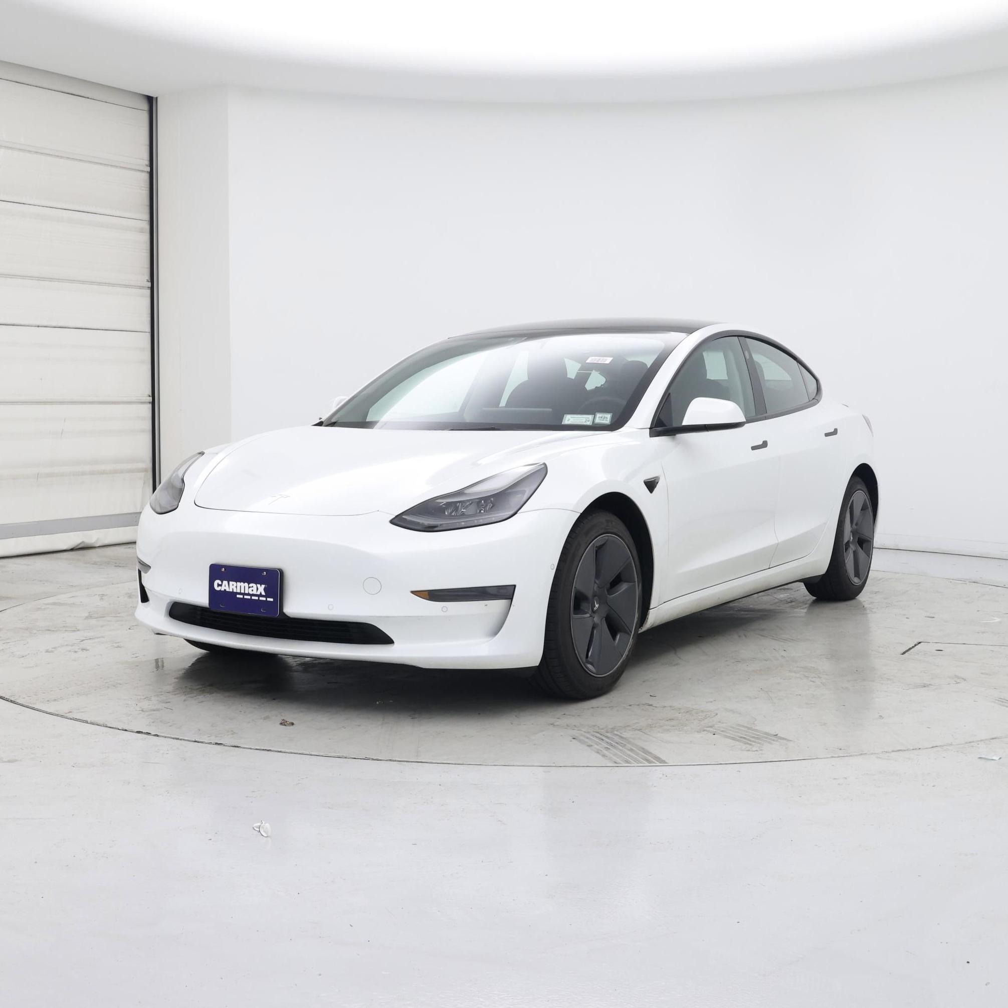 Thumbnail: 2022 Tesla Model 3 - 4