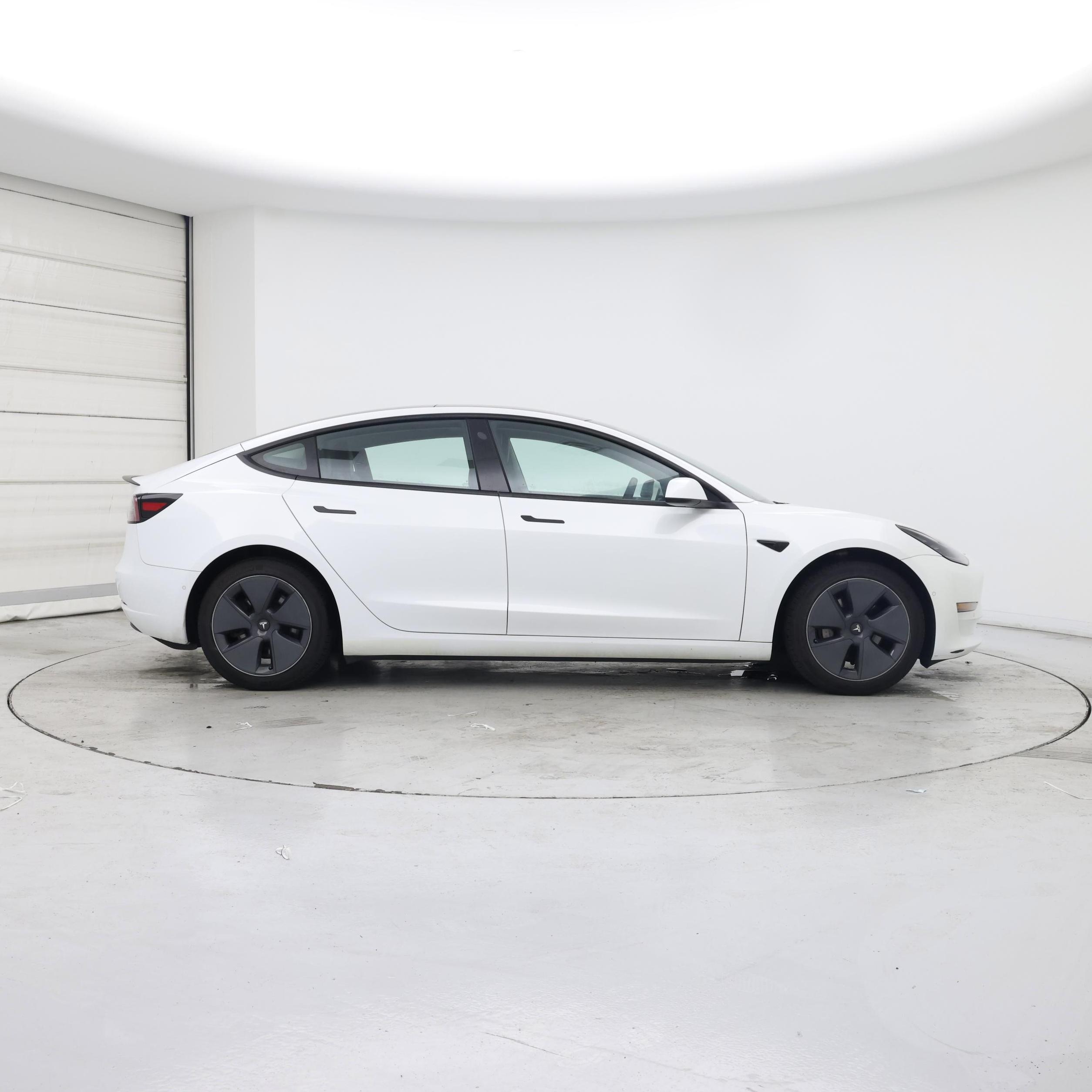 Thumbnail: 2022 Tesla Model 3 - 7