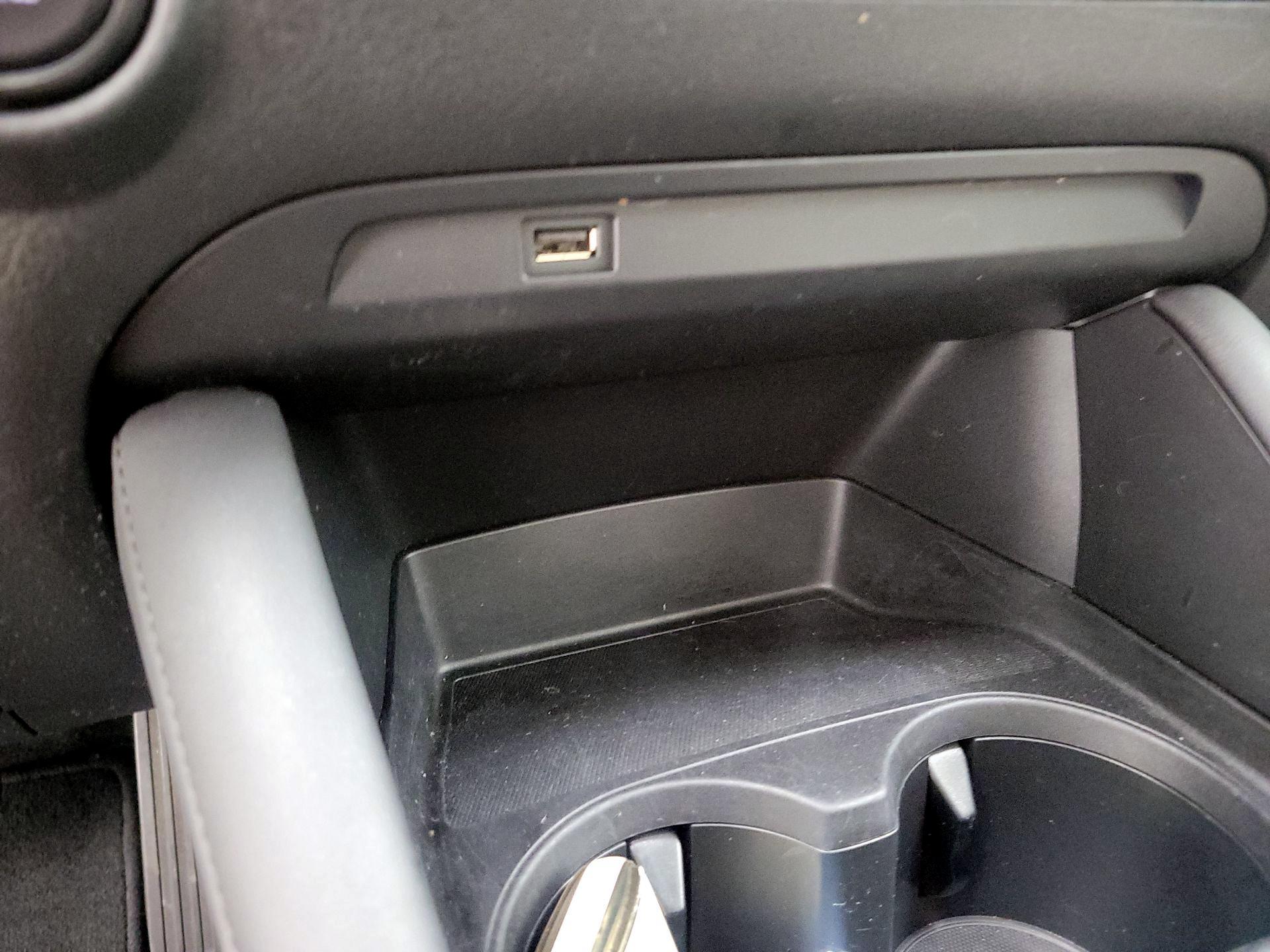 Thumbnail: 2020 Mazda Mazda3 - 18