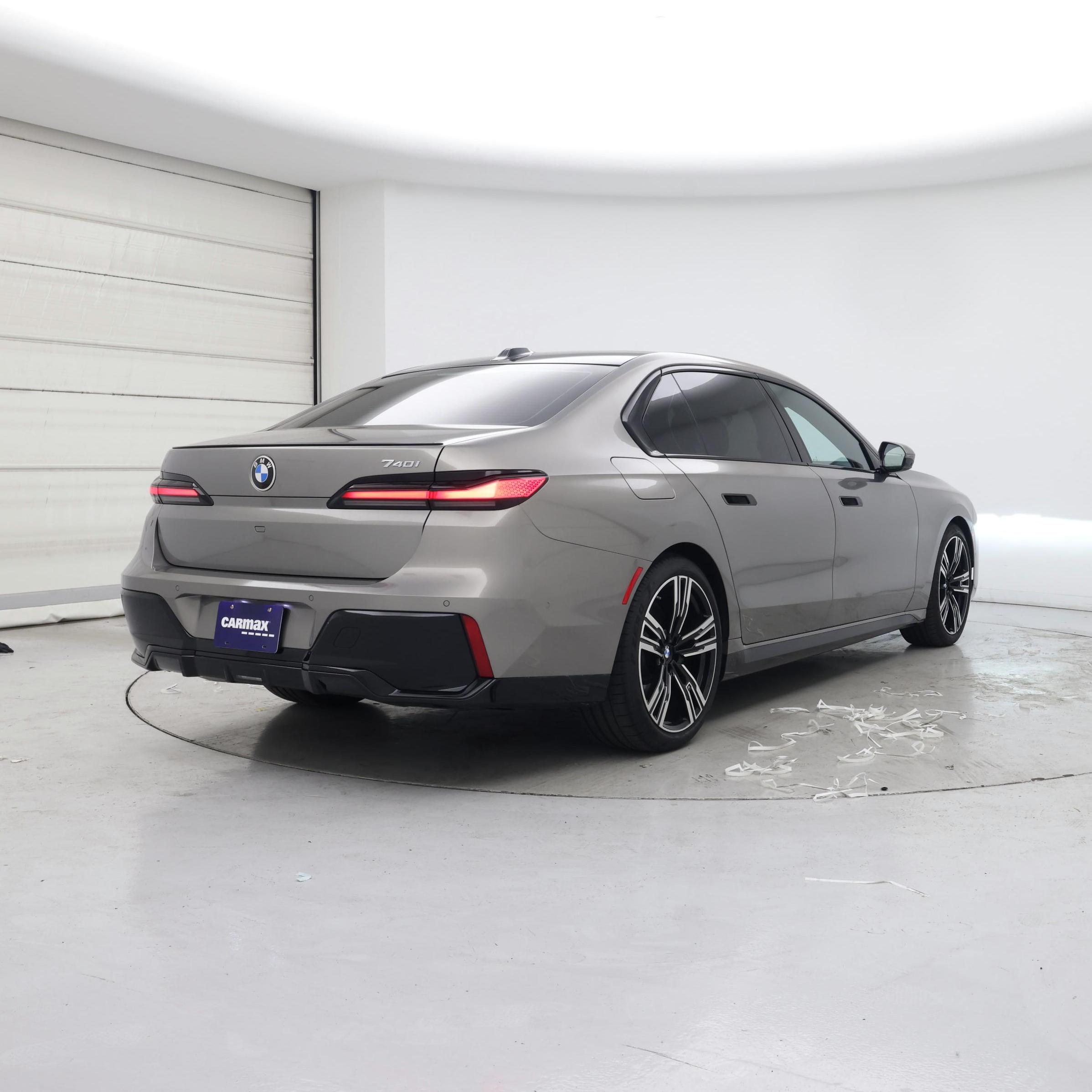 Thumbnail: 2023 BMW 7 Series - 8