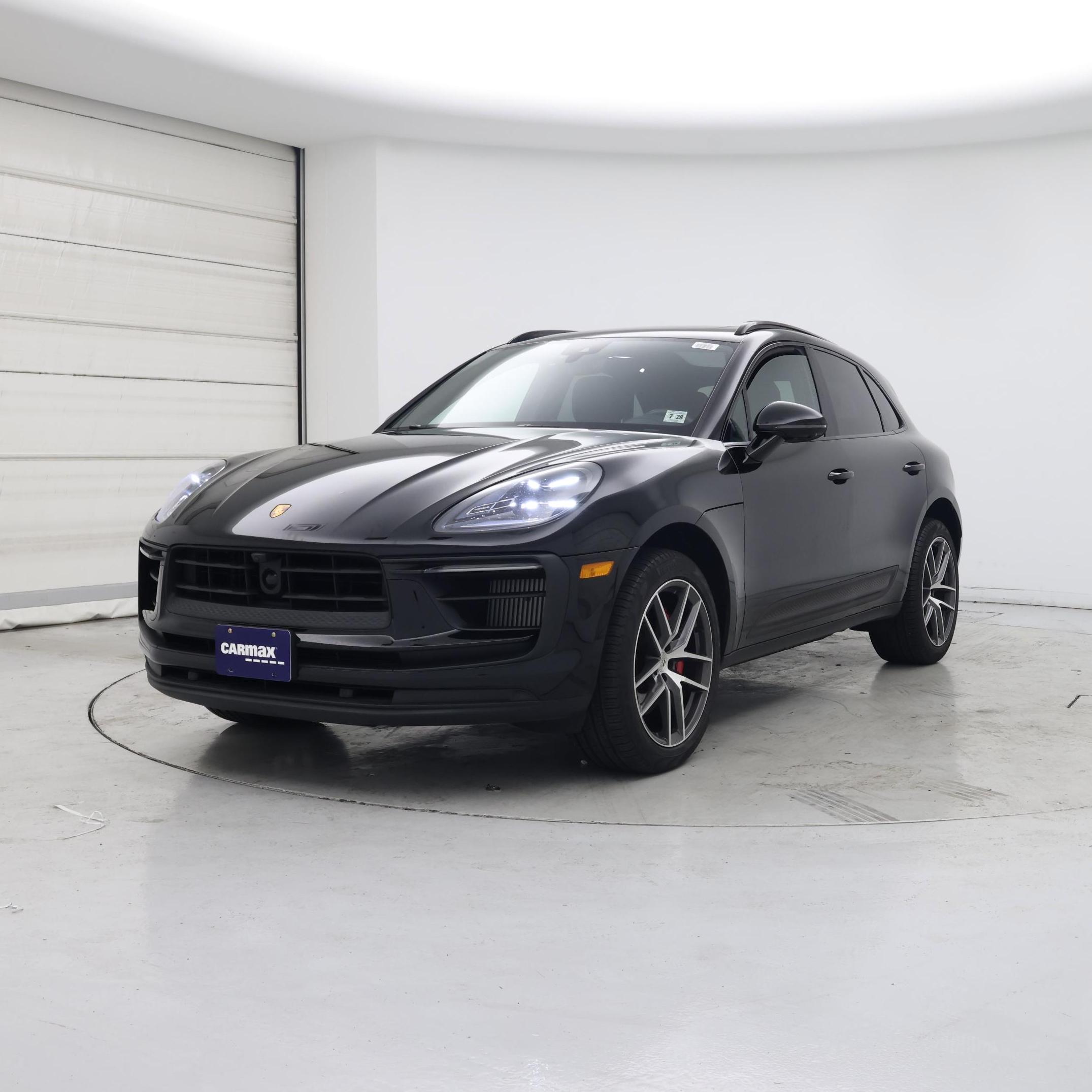 Thumbnail: 2023 Porsche Macan - 4