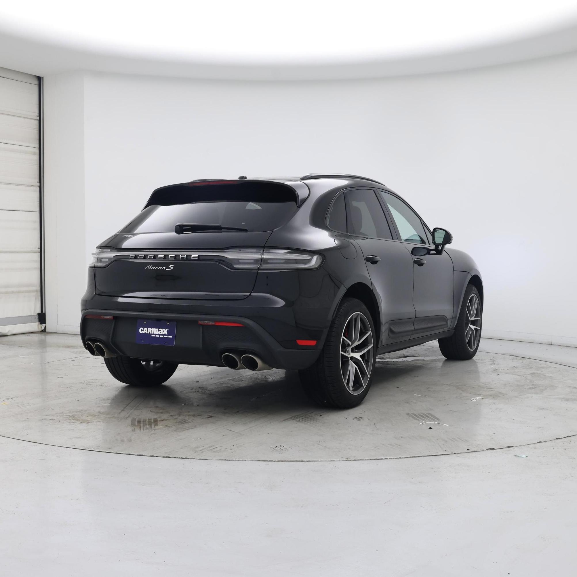Thumbnail: 2023 Porsche Macan - 8