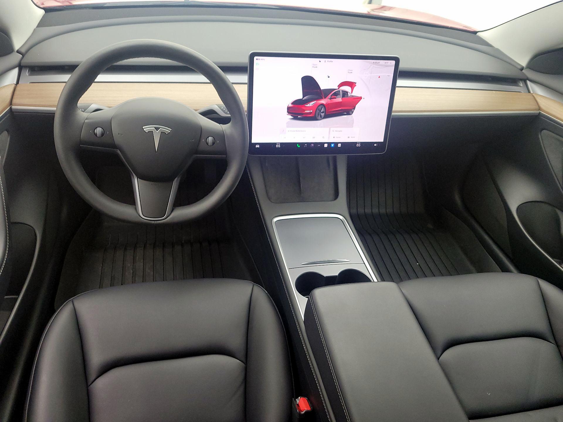Thumbnail: 2023 Tesla Model 3 - 9
