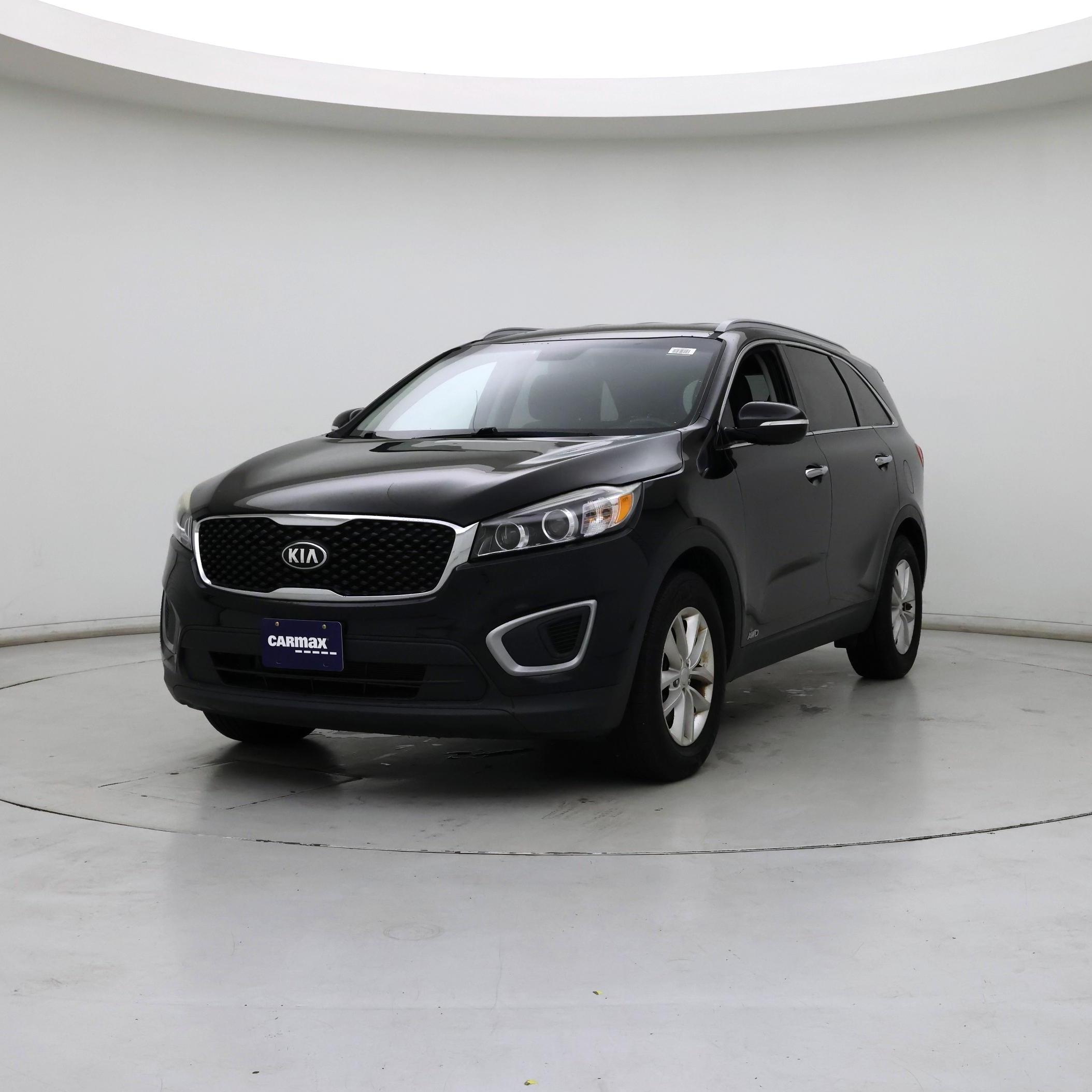 Thumbnail: 2016 Kia Sorento - 4