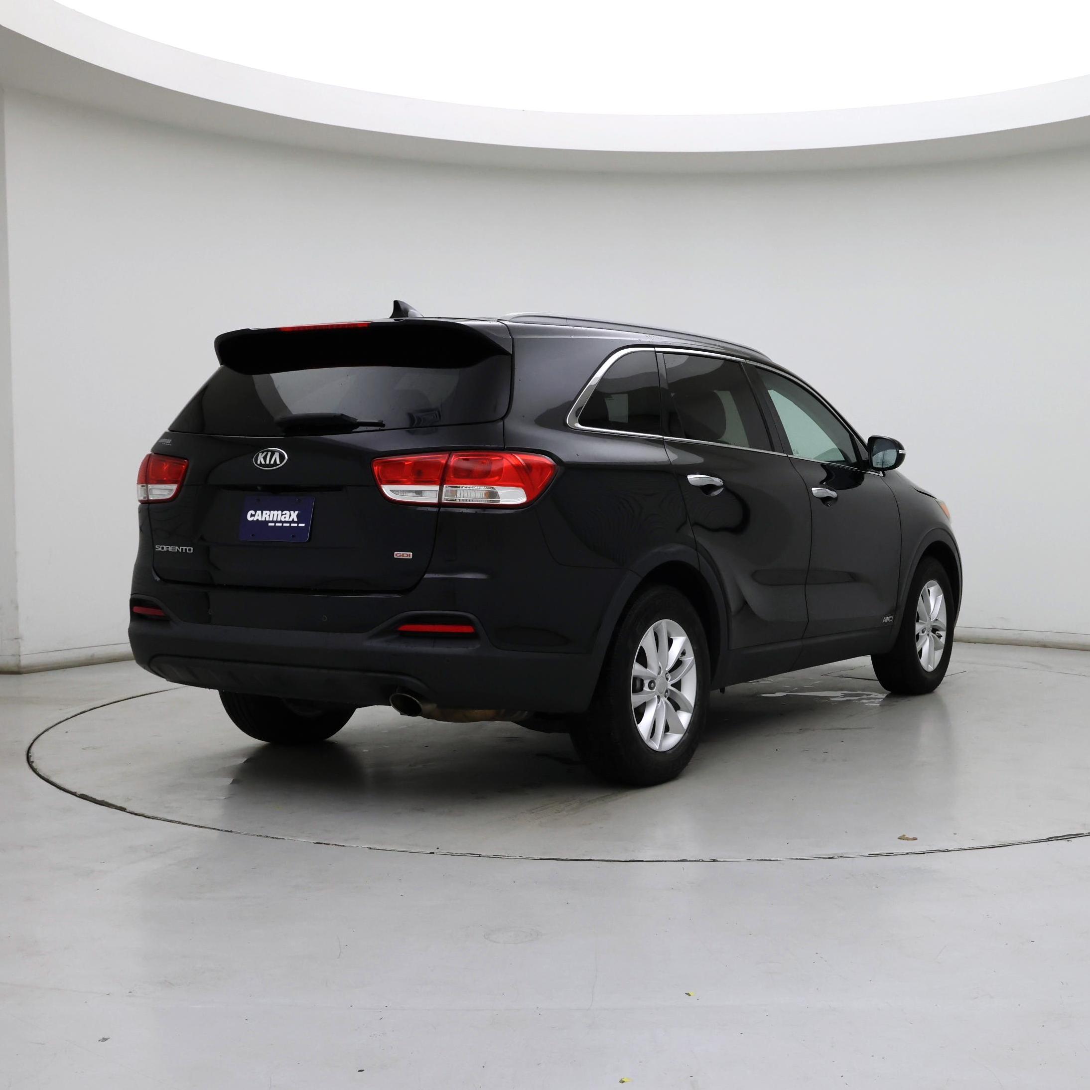 Thumbnail: 2016 Kia Sorento - 8