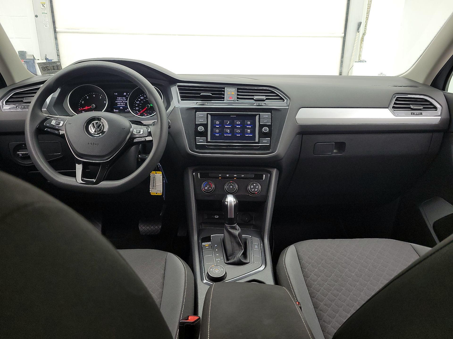 Thumbnail: 2021 Volkswagen Tiguan - 9