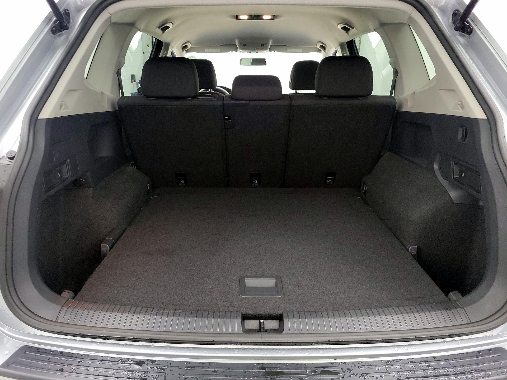 Thumbnail: 2021 Volkswagen Tiguan - 20