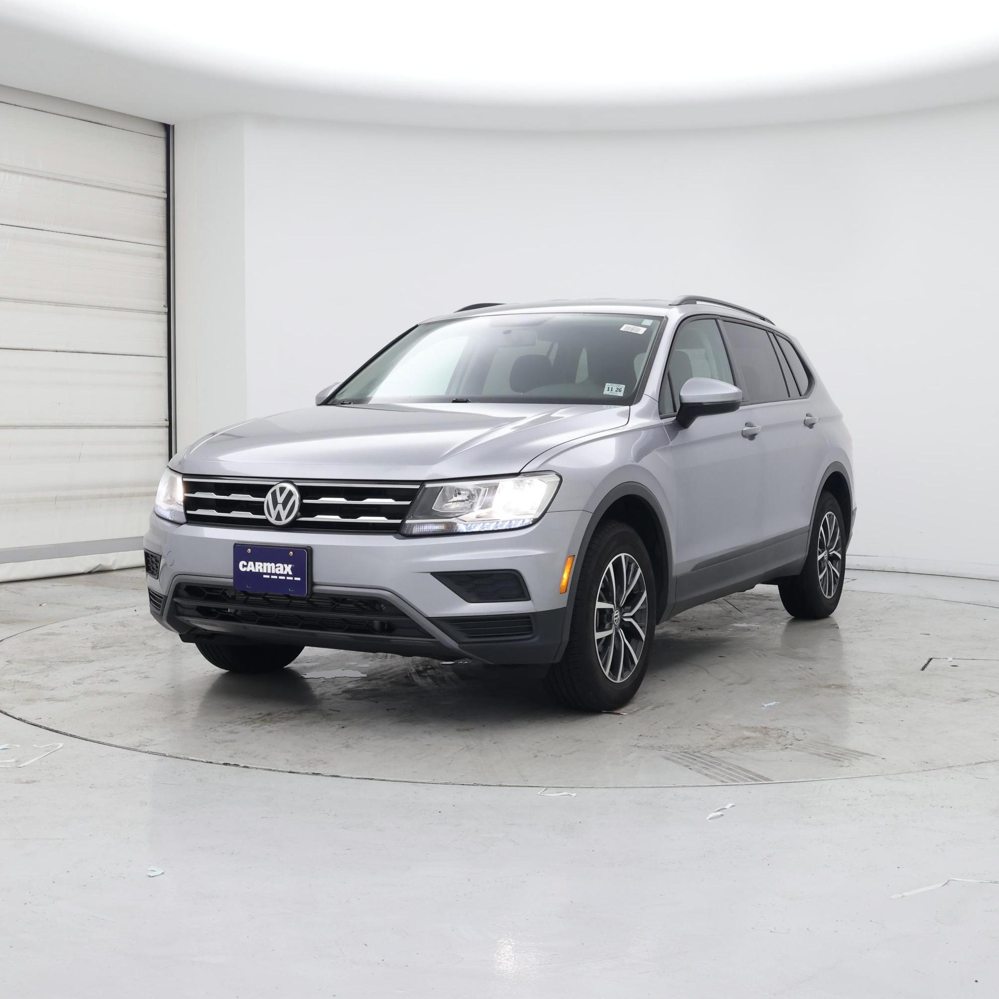 Thumbnail: 2021 Volkswagen Tiguan - 4