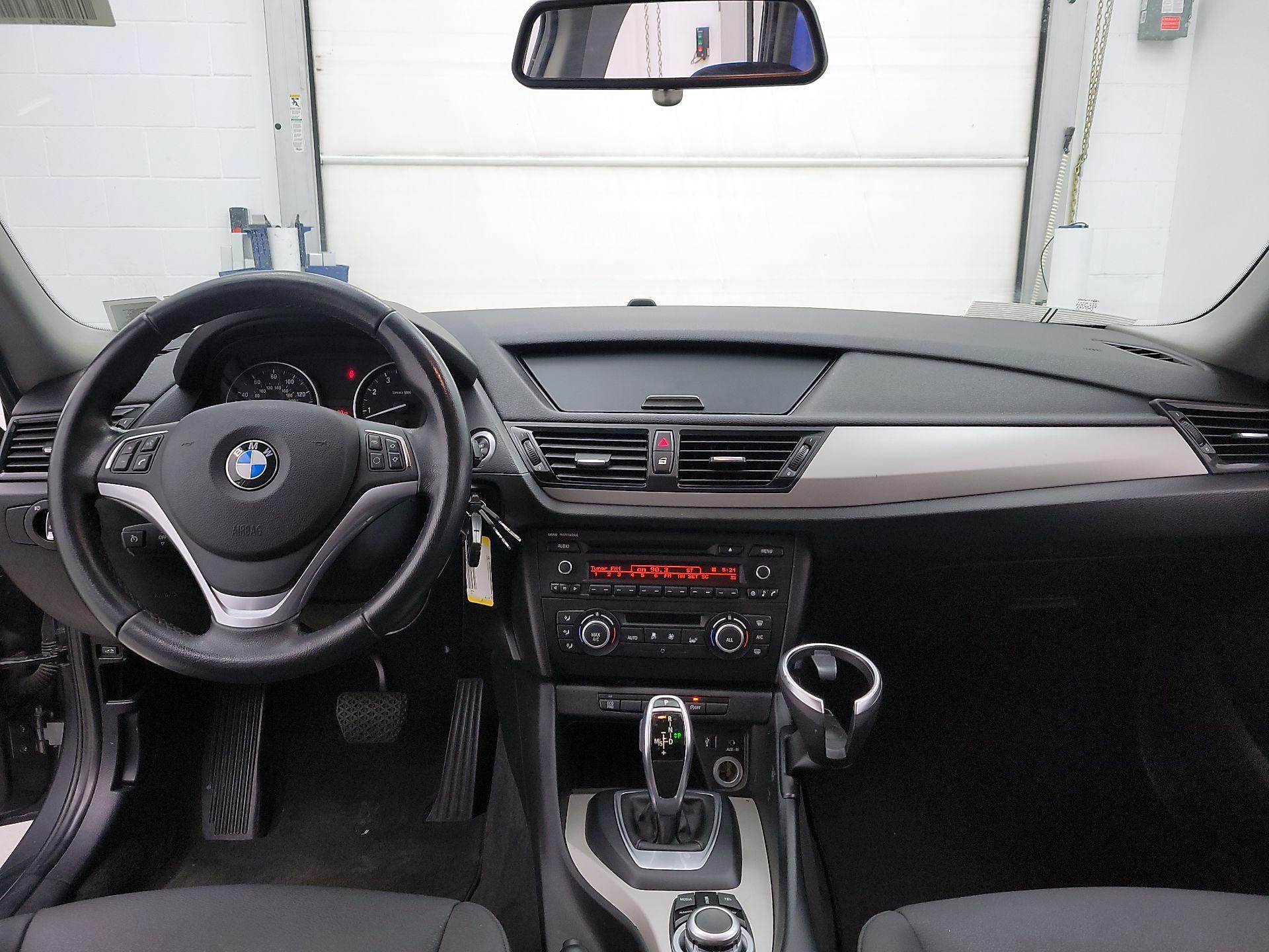 Thumbnail: 2015 BMW X1 - 9