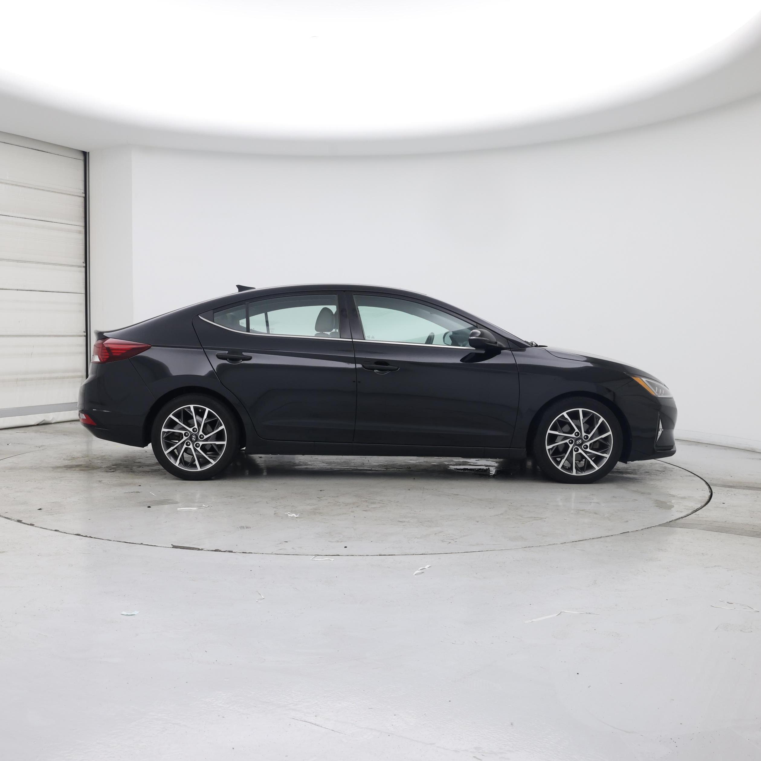 Thumbnail: 2020 Hyundai Elantra - 7
