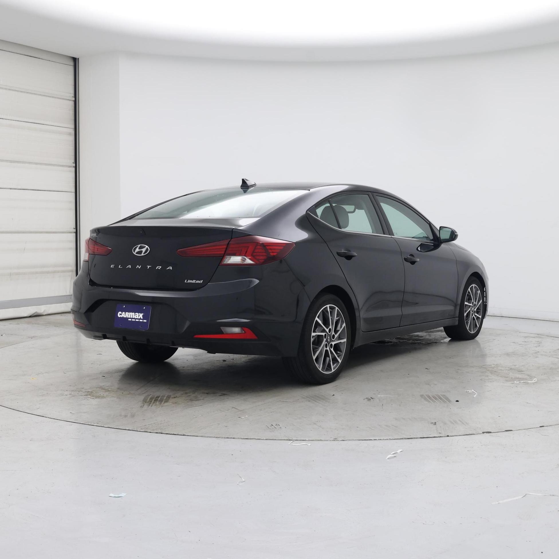 Thumbnail: 2020 Hyundai Elantra - 8