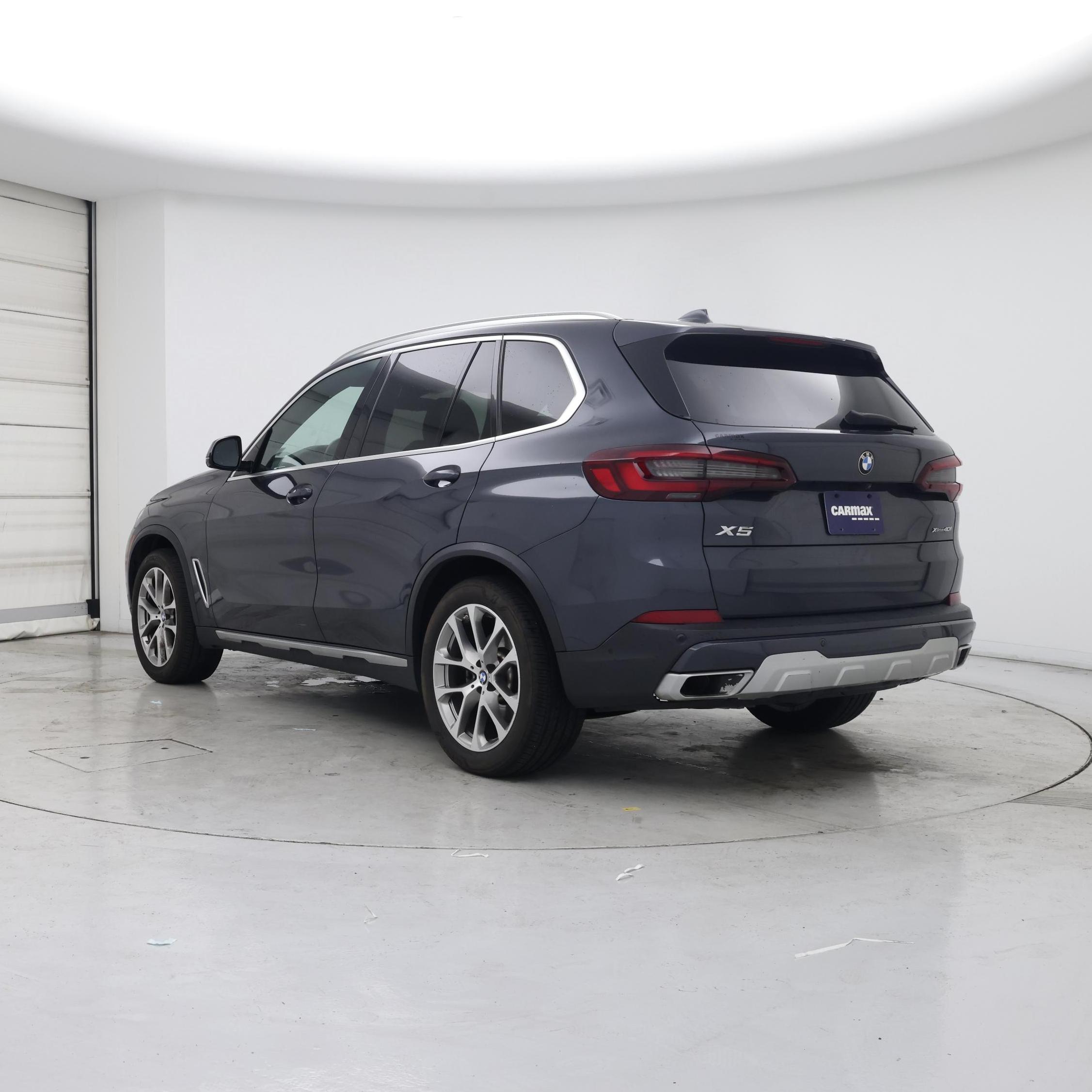 Thumbnail: 2021 BMW X5 - 2