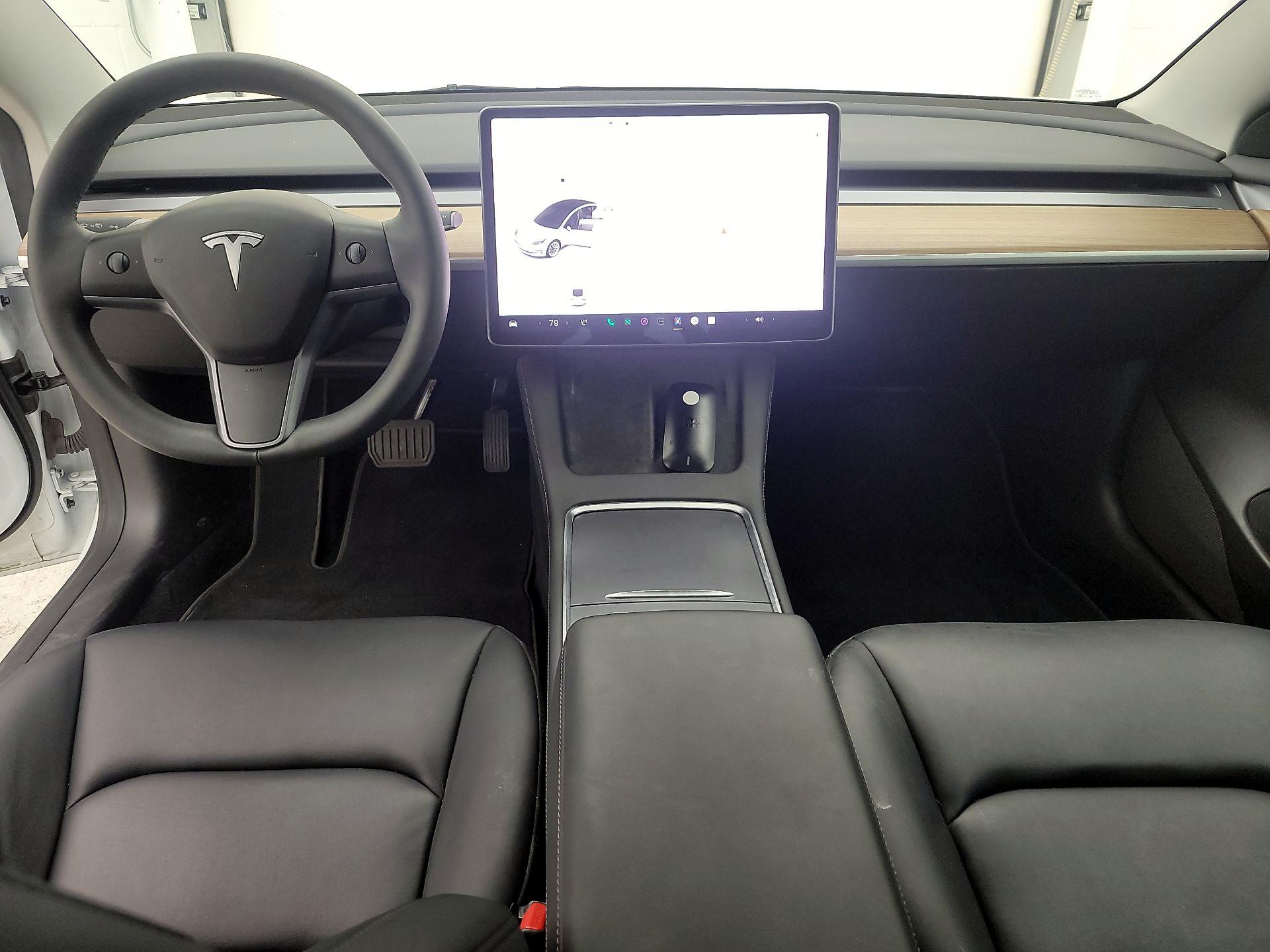 Thumbnail: 2023 Tesla Model 3 - 9