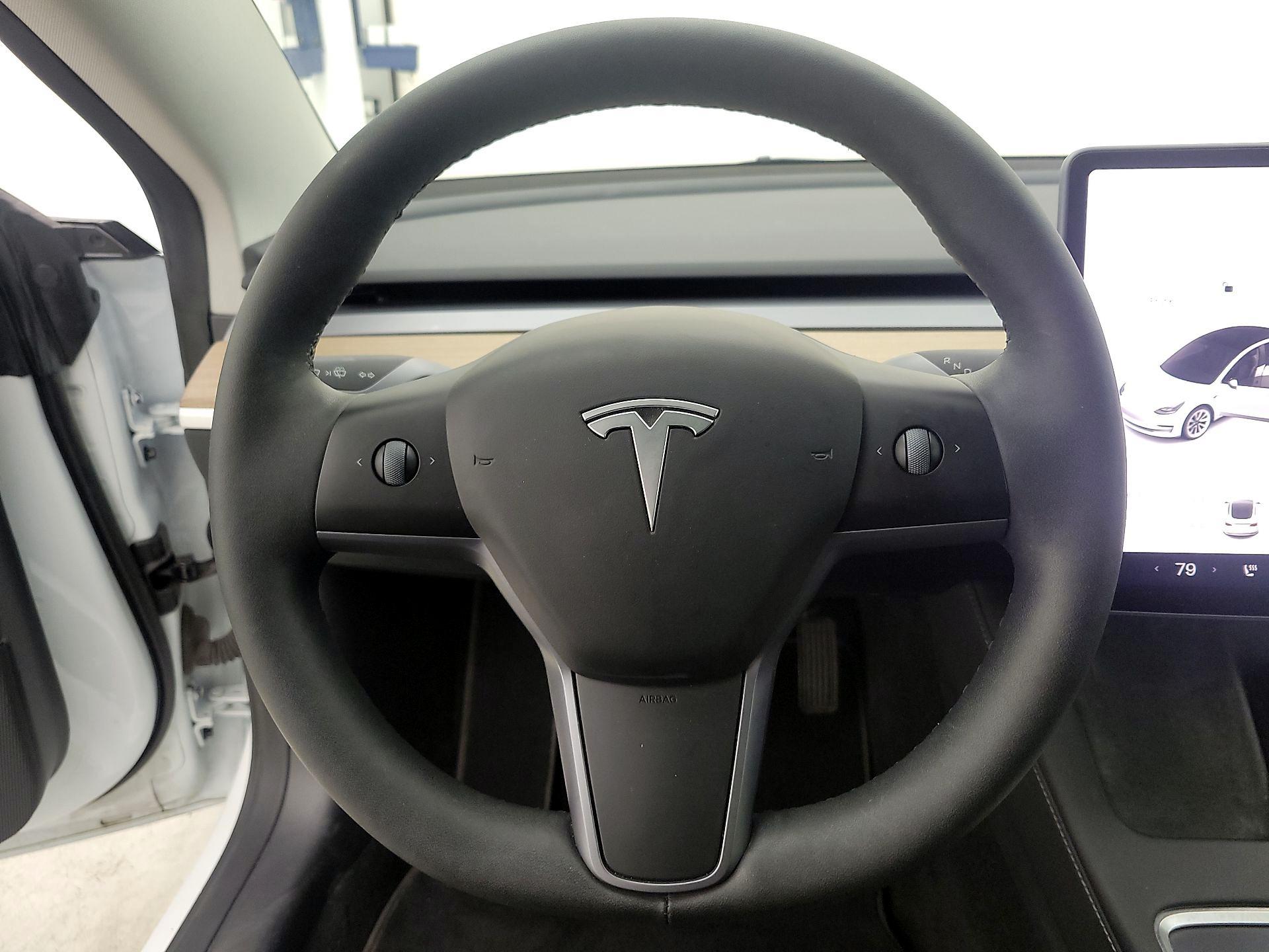 Thumbnail: 2023 Tesla Model 3 - 10