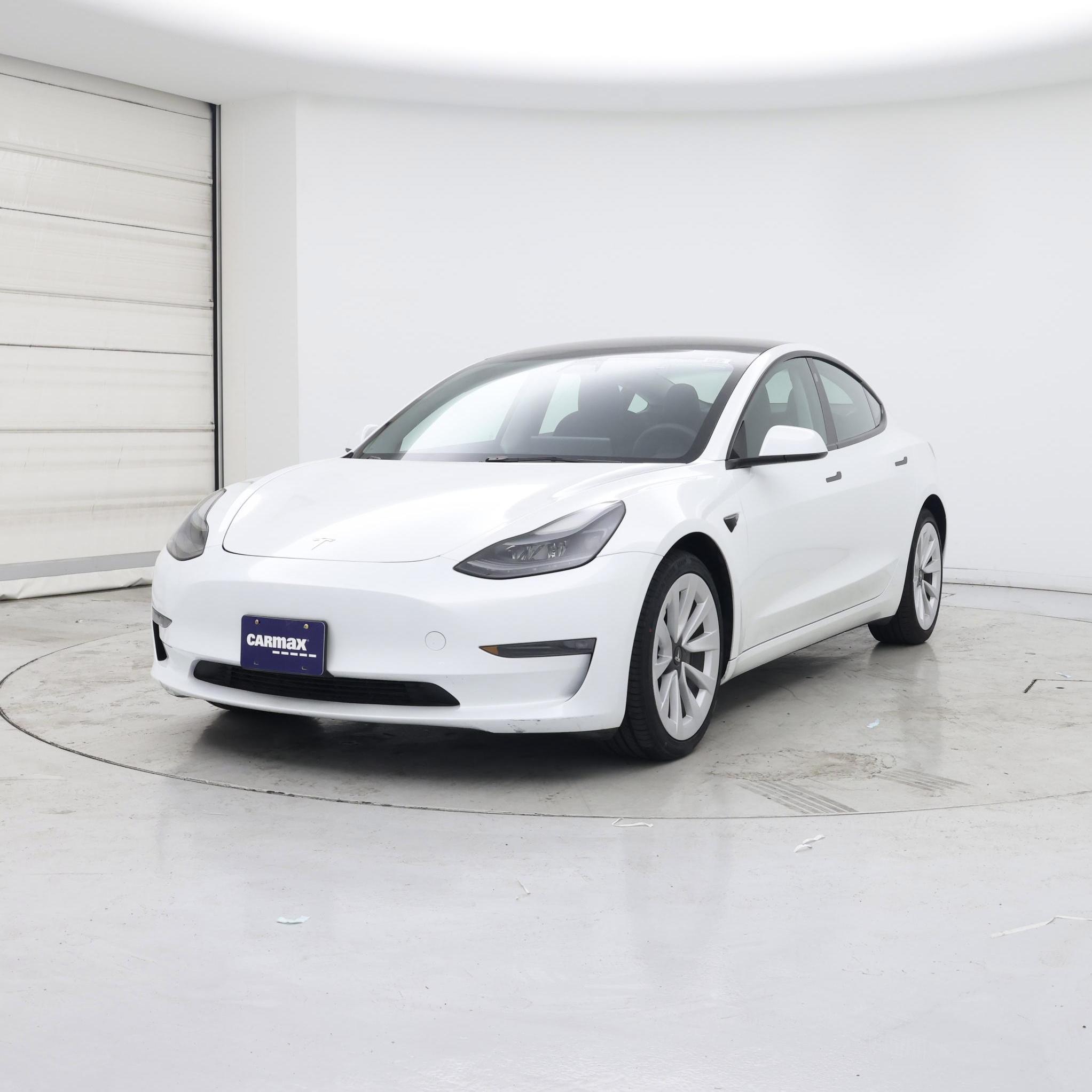 Thumbnail: 2023 Tesla Model 3 - 4