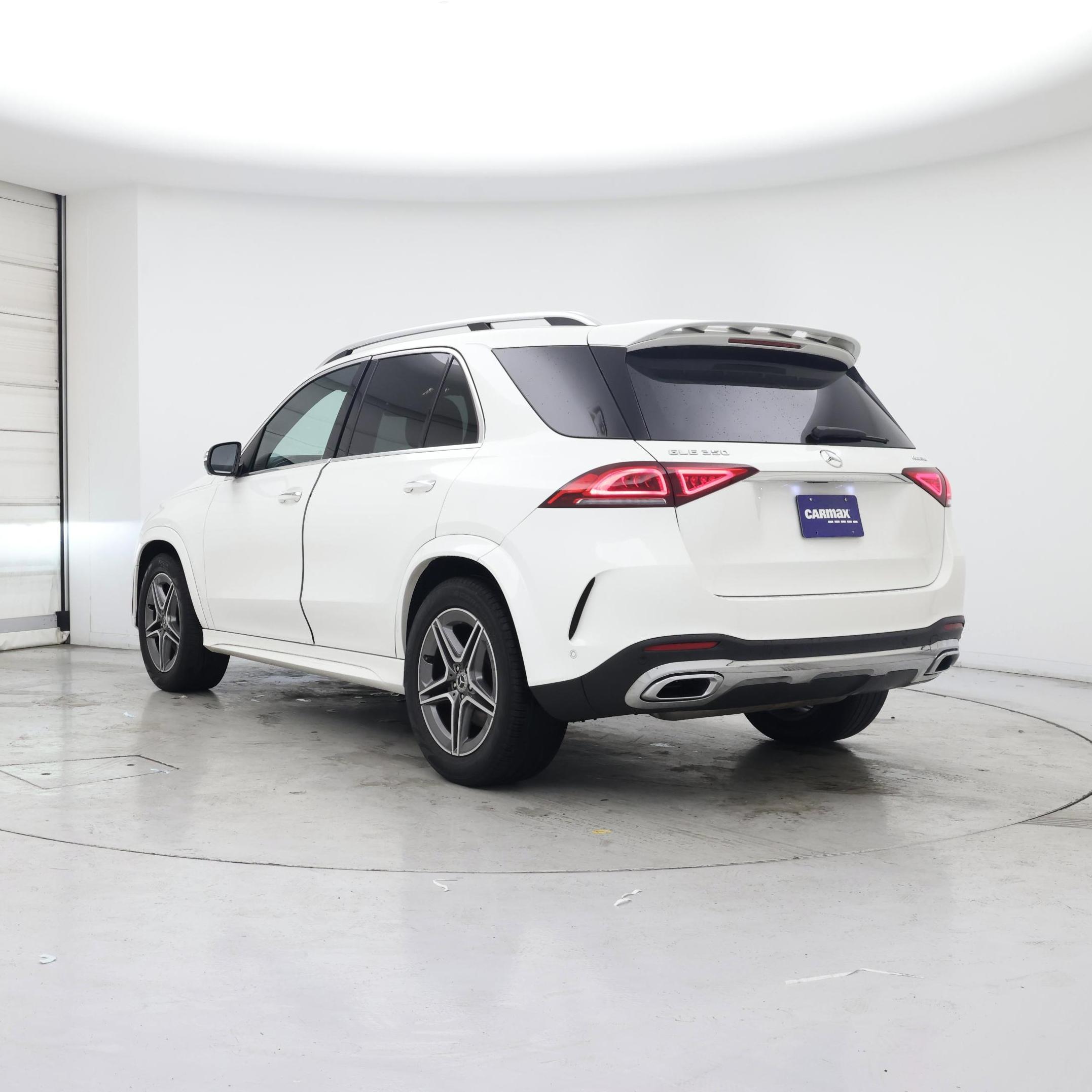 Thumbnail: 2020 Mercedes-Benz GLE - 2