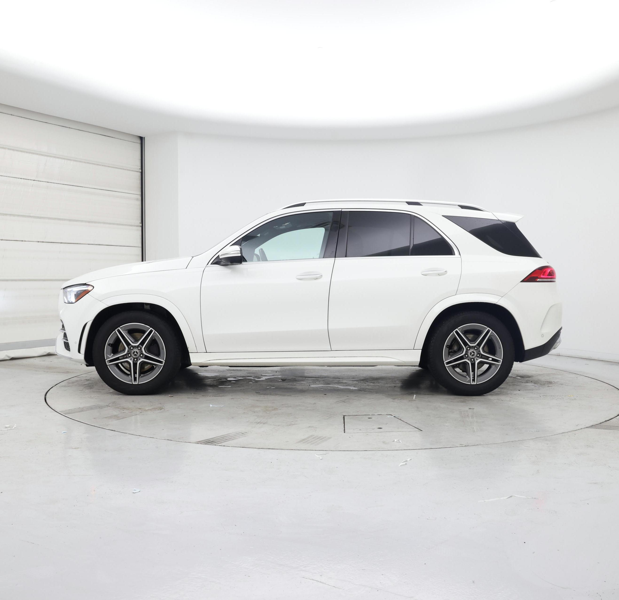 Thumbnail: 2020 Mercedes-Benz GLE - 3