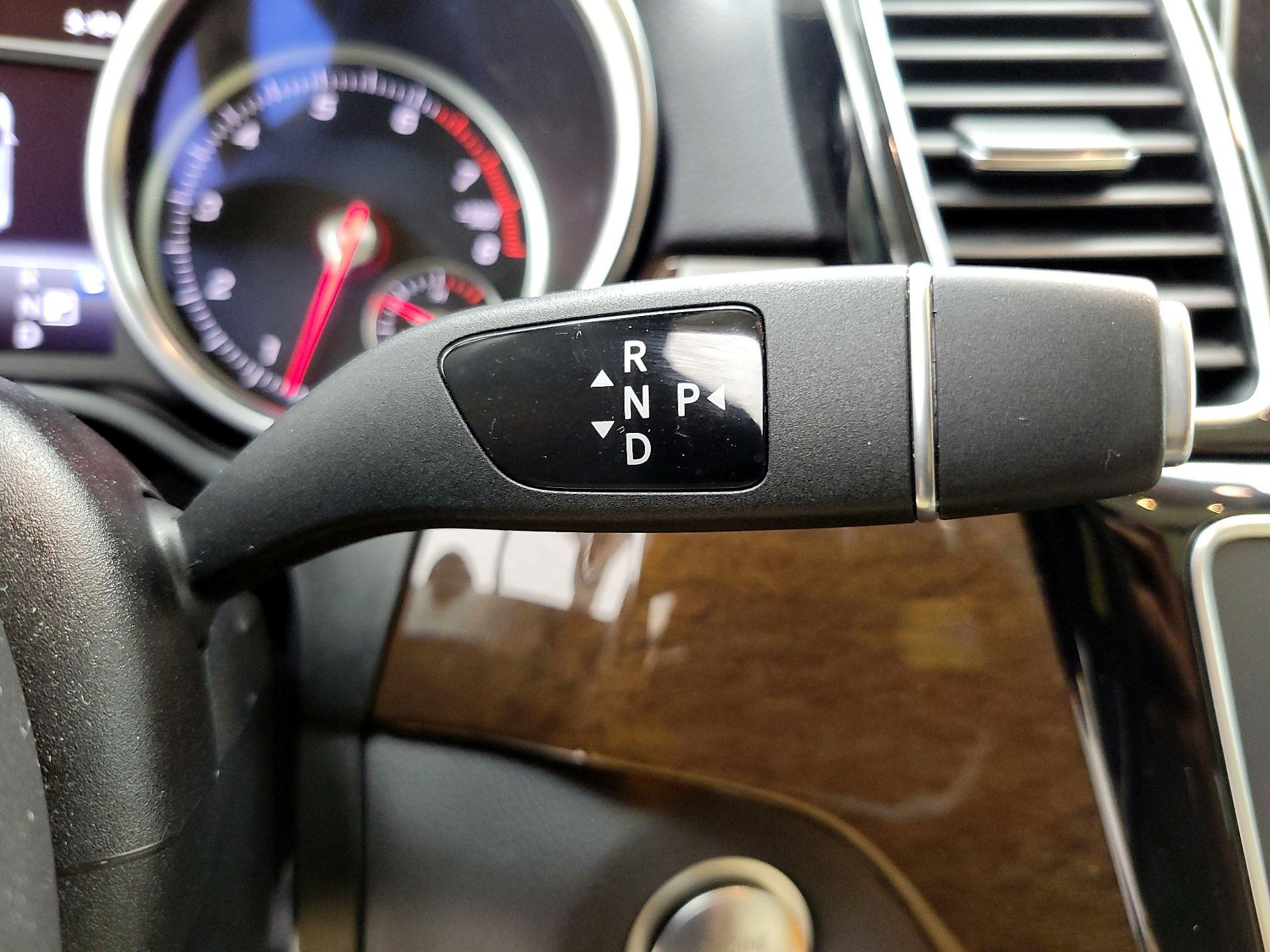 Thumbnail: 2019 Mercedes-Benz GLS - 18