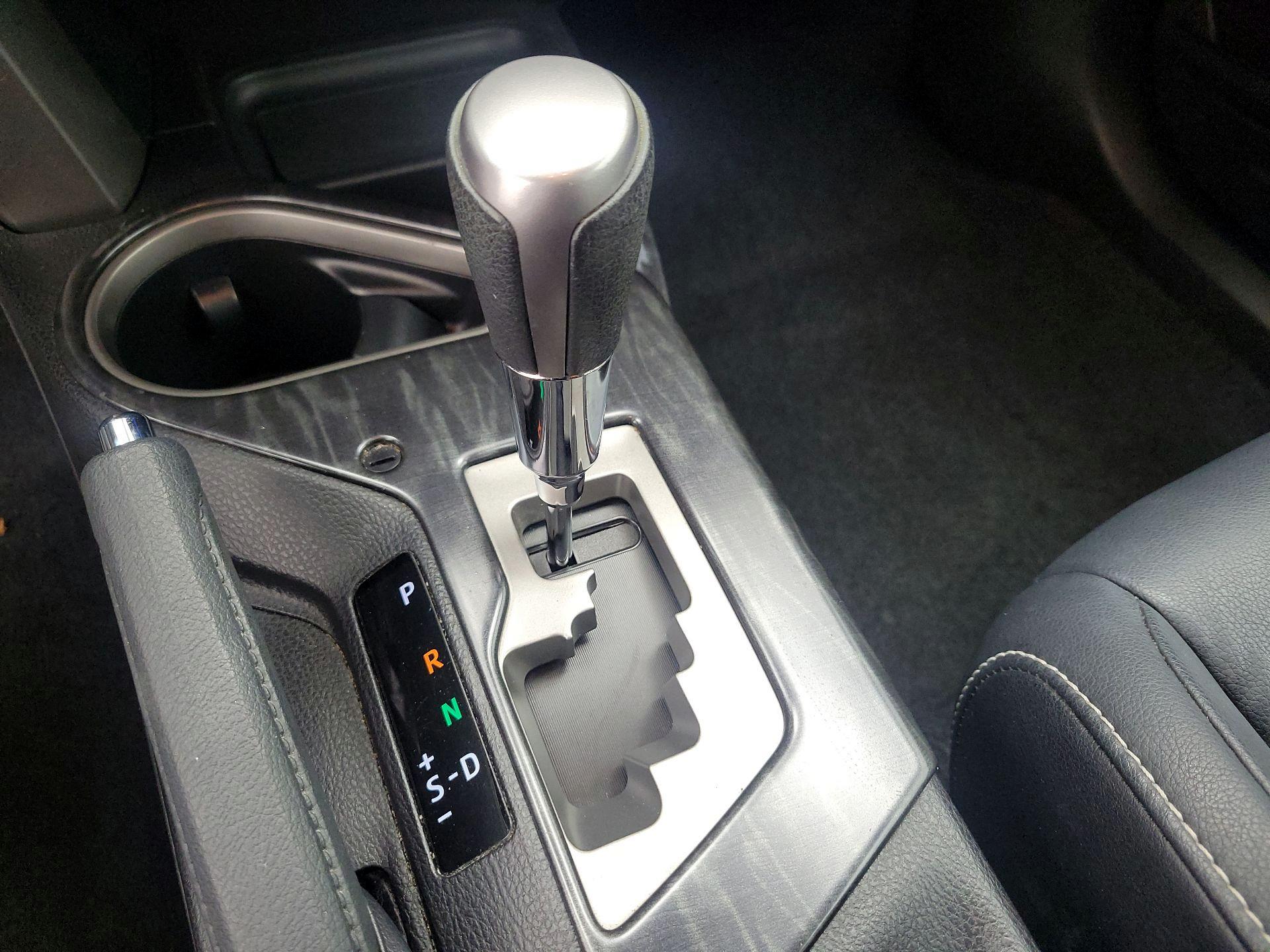 Thumbnail: 2017 Toyota RAV4 - 17